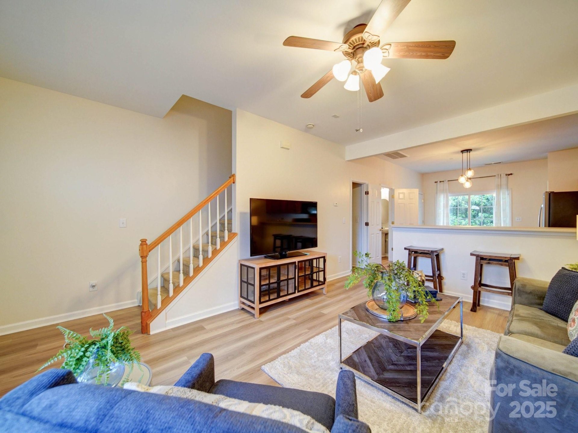 Property image 2 at 3055 Golden Dale Lane, Charlotte, NC 28262