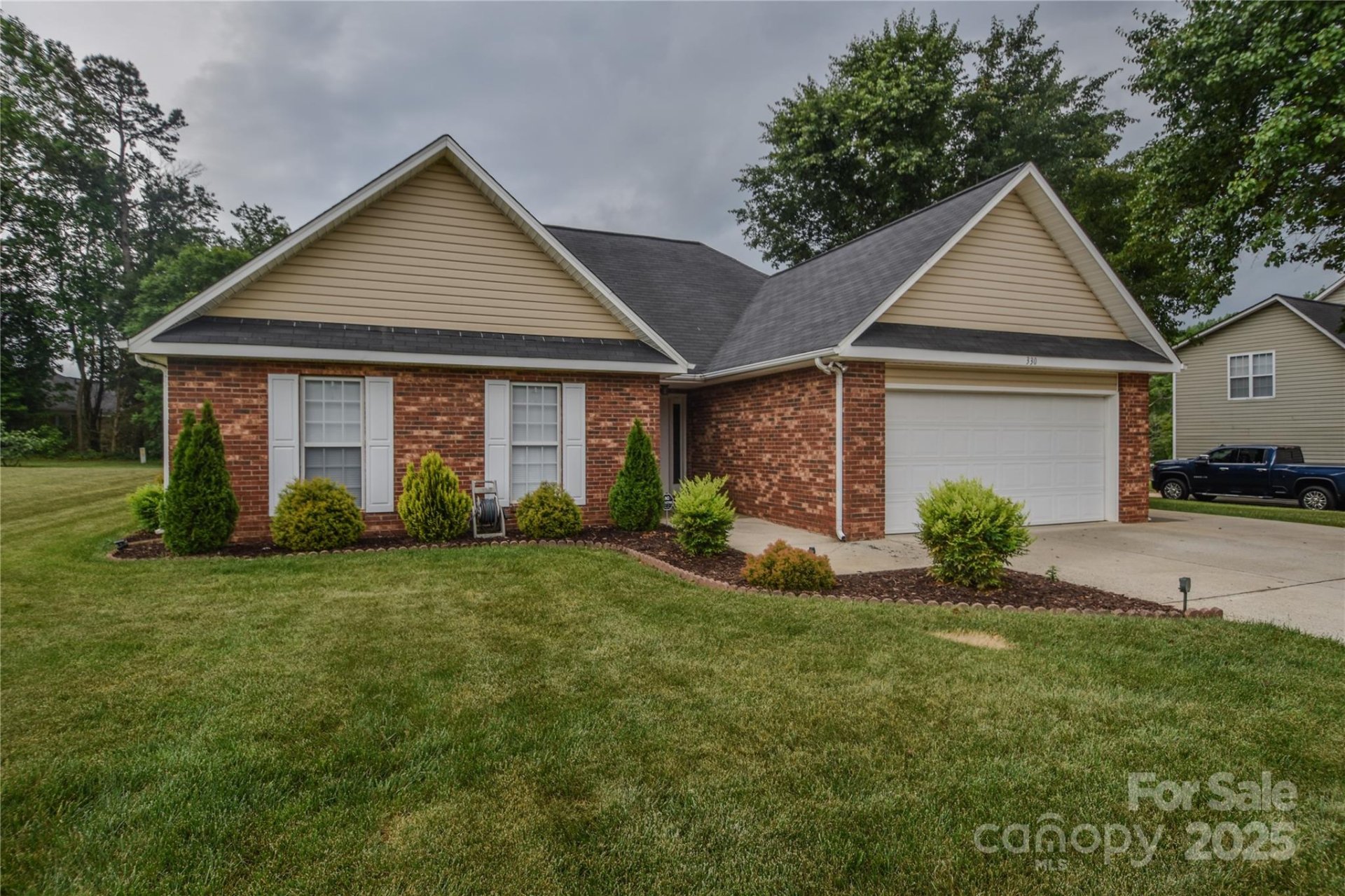 Property image 2 at 330 Kilmer Lane, Mooresville, NC 28115