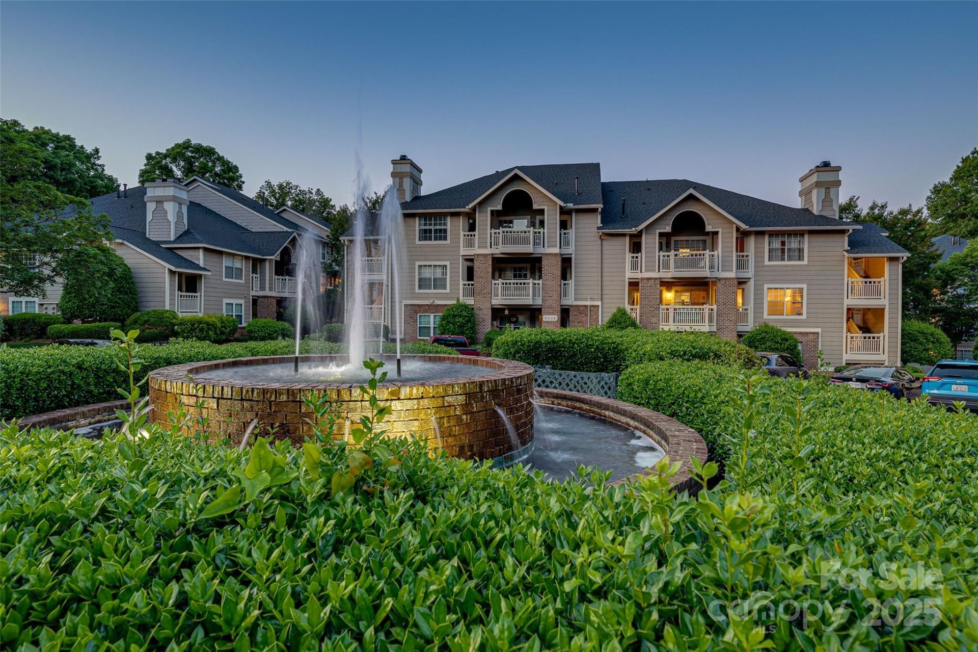 5009 Sharon Road