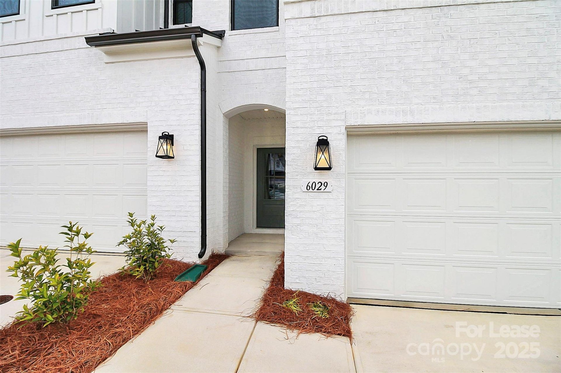 Property image 4 at 6029 Mariemont Circle, Charlotte, NC 28226