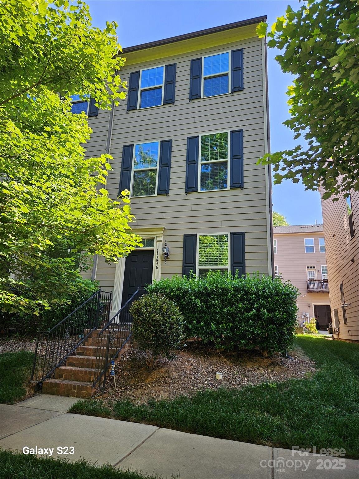 13836 Winmau Lane