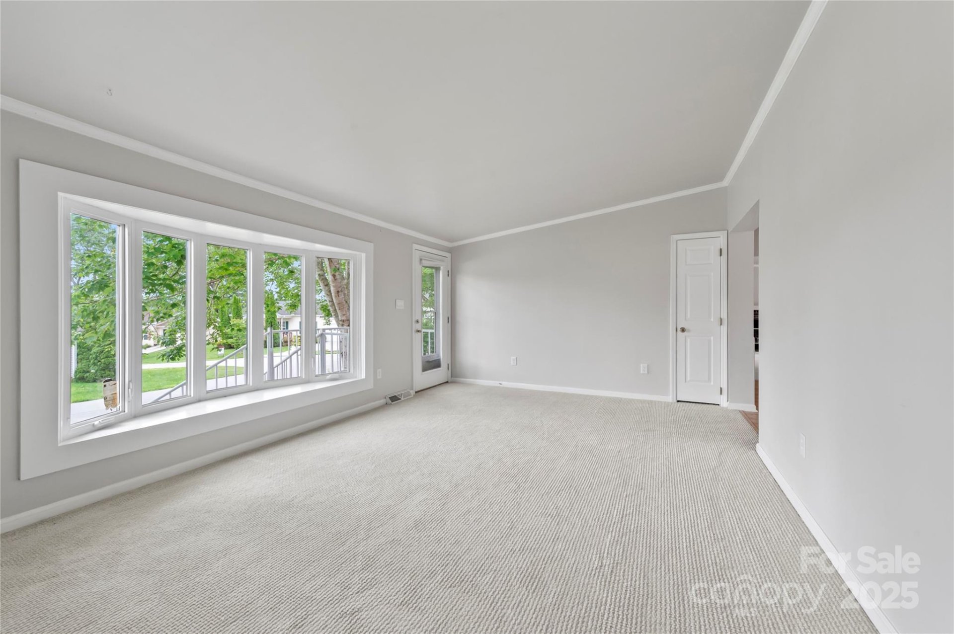 Property image 5 at 1 N Howard Lane, Hendersonville, NC 28792