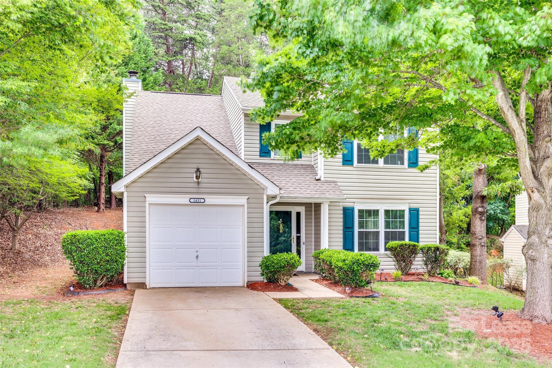 1431 Swaying Branch Lane