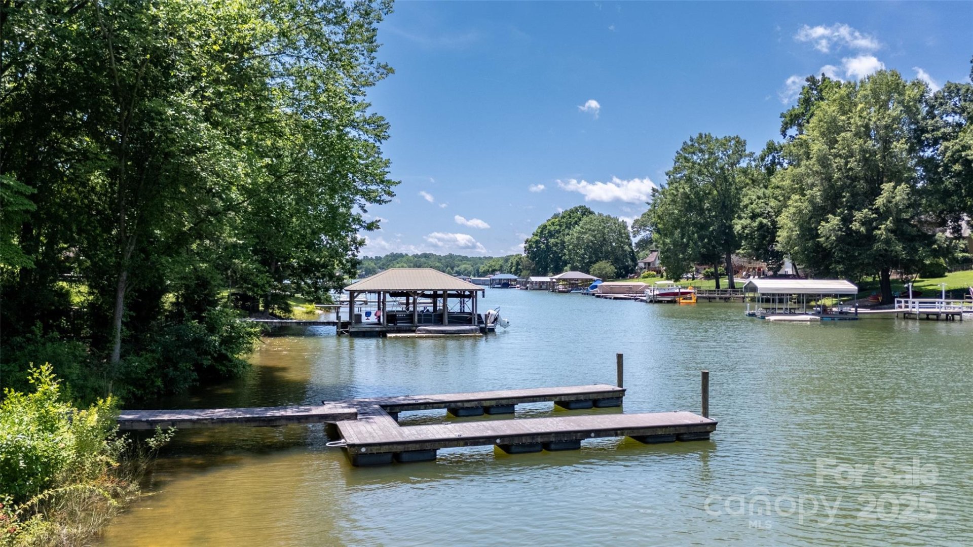 Property image 3 at 584 Williamson Road, Mooresville, NC 28117
