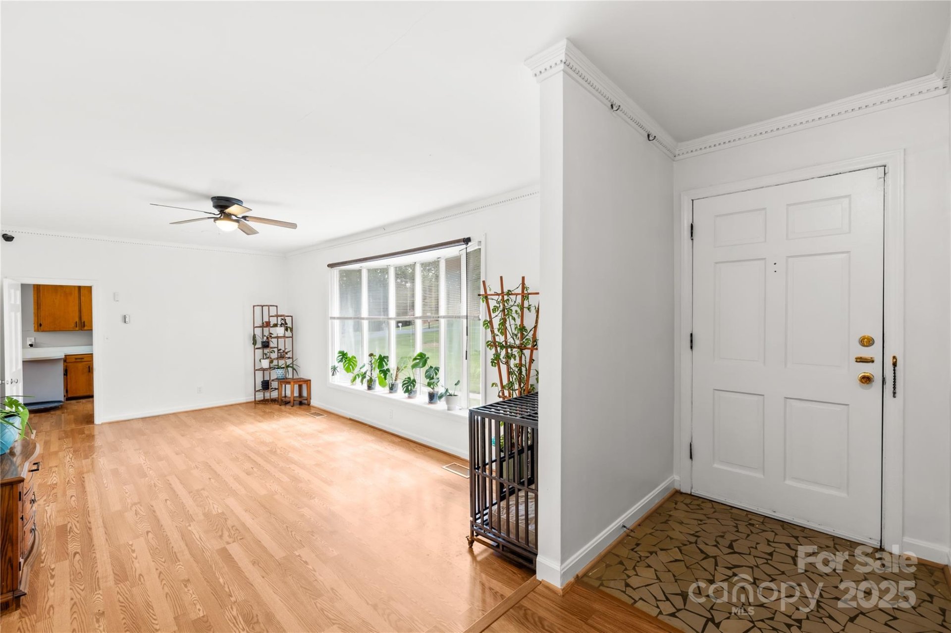 Property image 5 at 245 Kingsway Circle, Charlotte, NC 28214