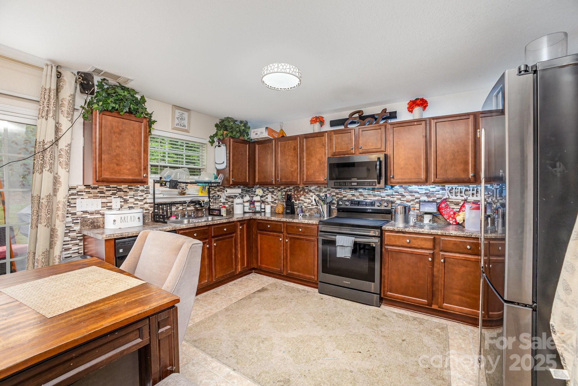Property image 4 at 9718 Eagle Feathers Drive, Charlotte, NC 28214
