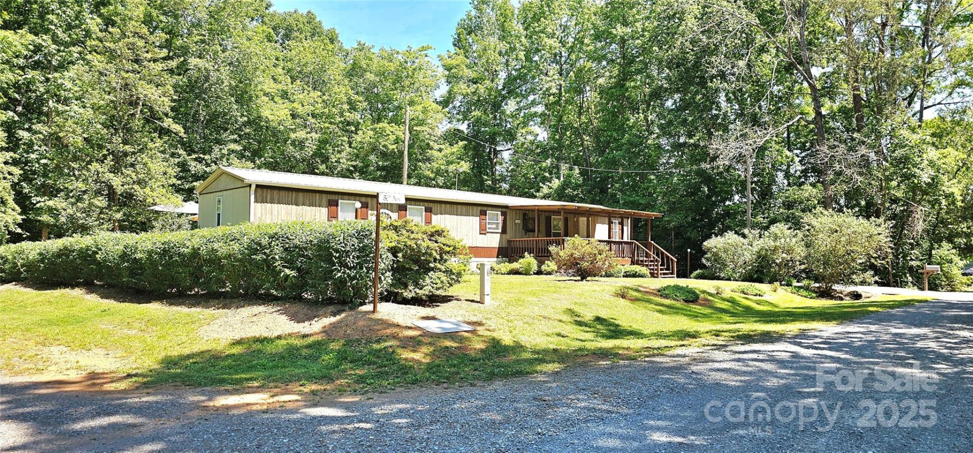 Property image 1 at 217 Eighth Avenue, New London, NC 28127