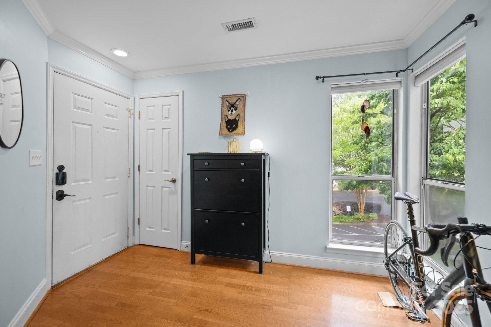 Property image 5 at 2502 Cranbrook Lane, Charlotte, NC 28207