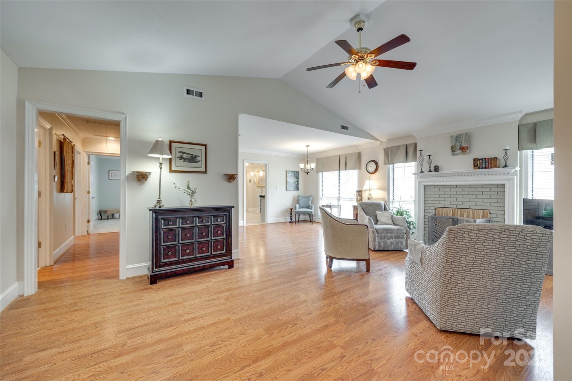 Property image 4 at 2915 Cherry Blossom Court, Fort Mill, SC 29715
