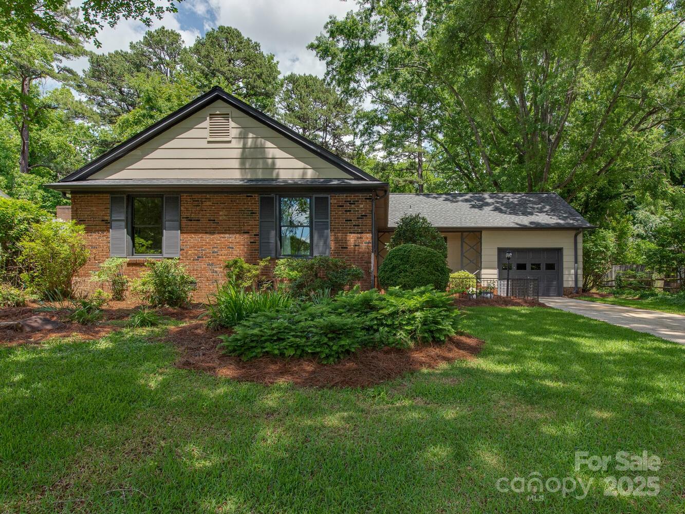 6001 Charing Place