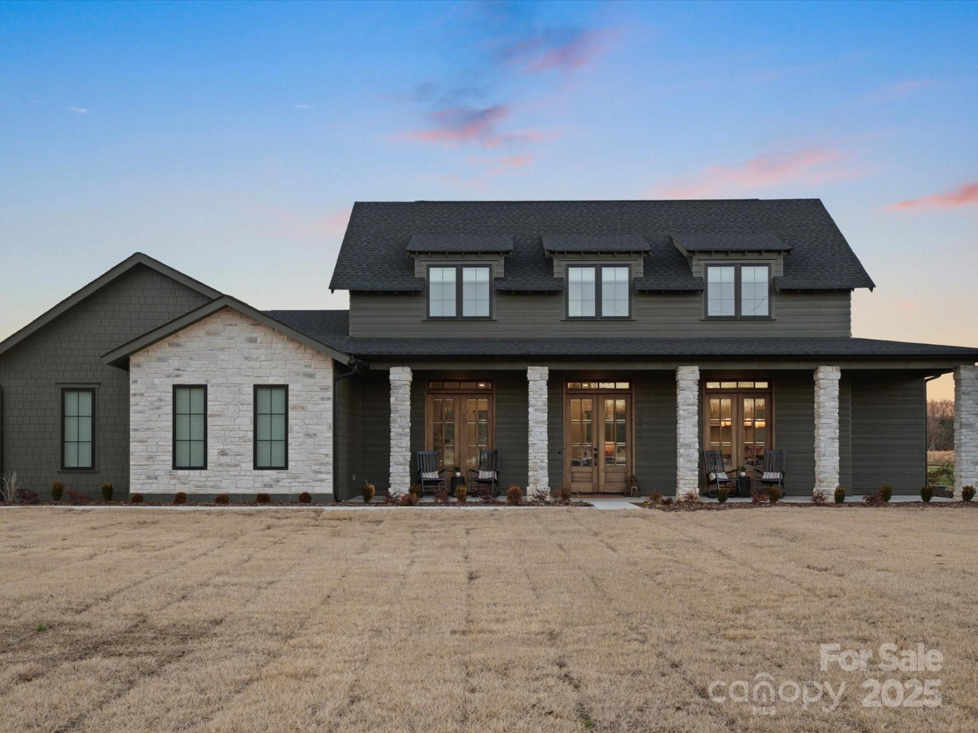 Lowland Meadows, Rock Hill Community