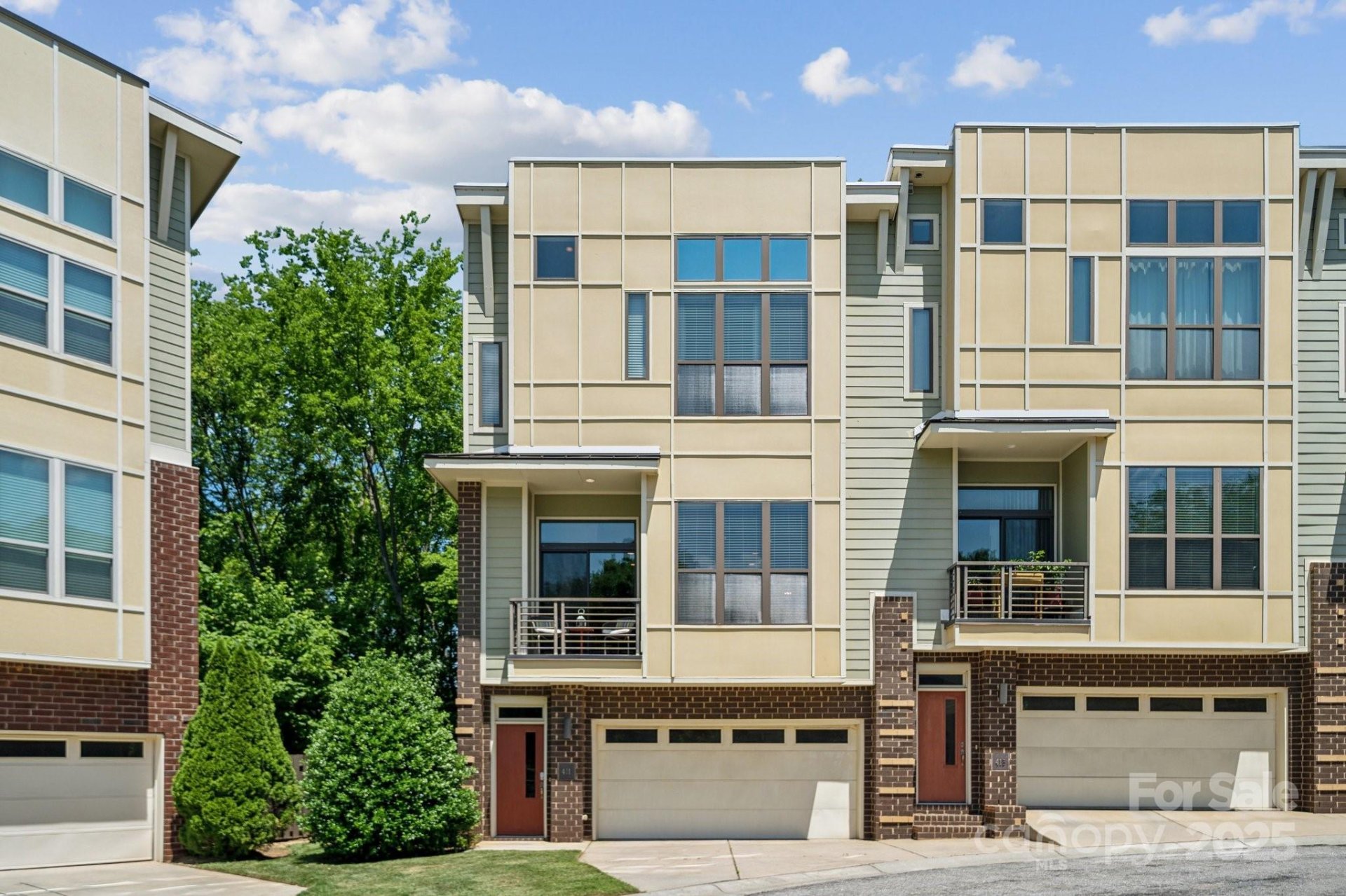 411 Steel Gardens Boulevard