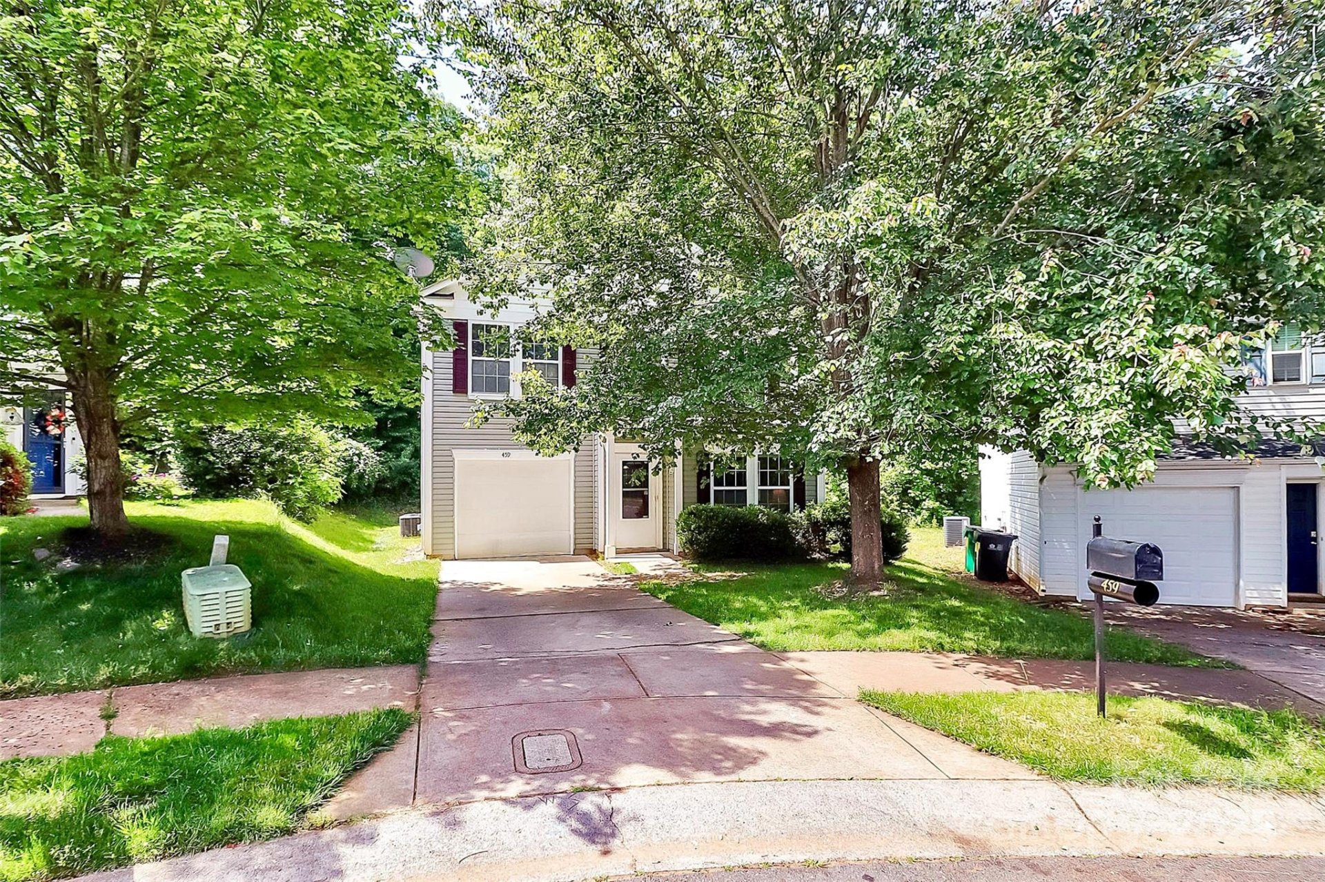 Property image 1 at 459 Presidents Court, Charlotte, NC 28217