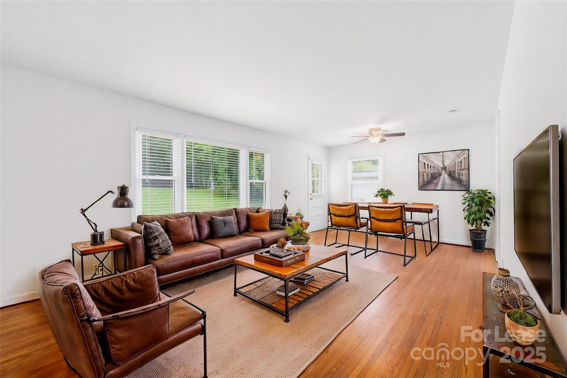 Property image 1 at 3121 Sudbury Road, Charlotte, NC 28205