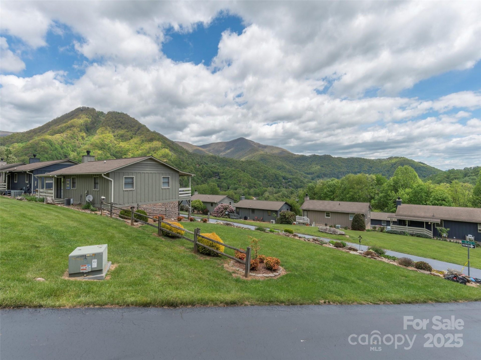 Property image 4 at 336 Stoney Ridge Loop, Maggie Valley, NC 28751