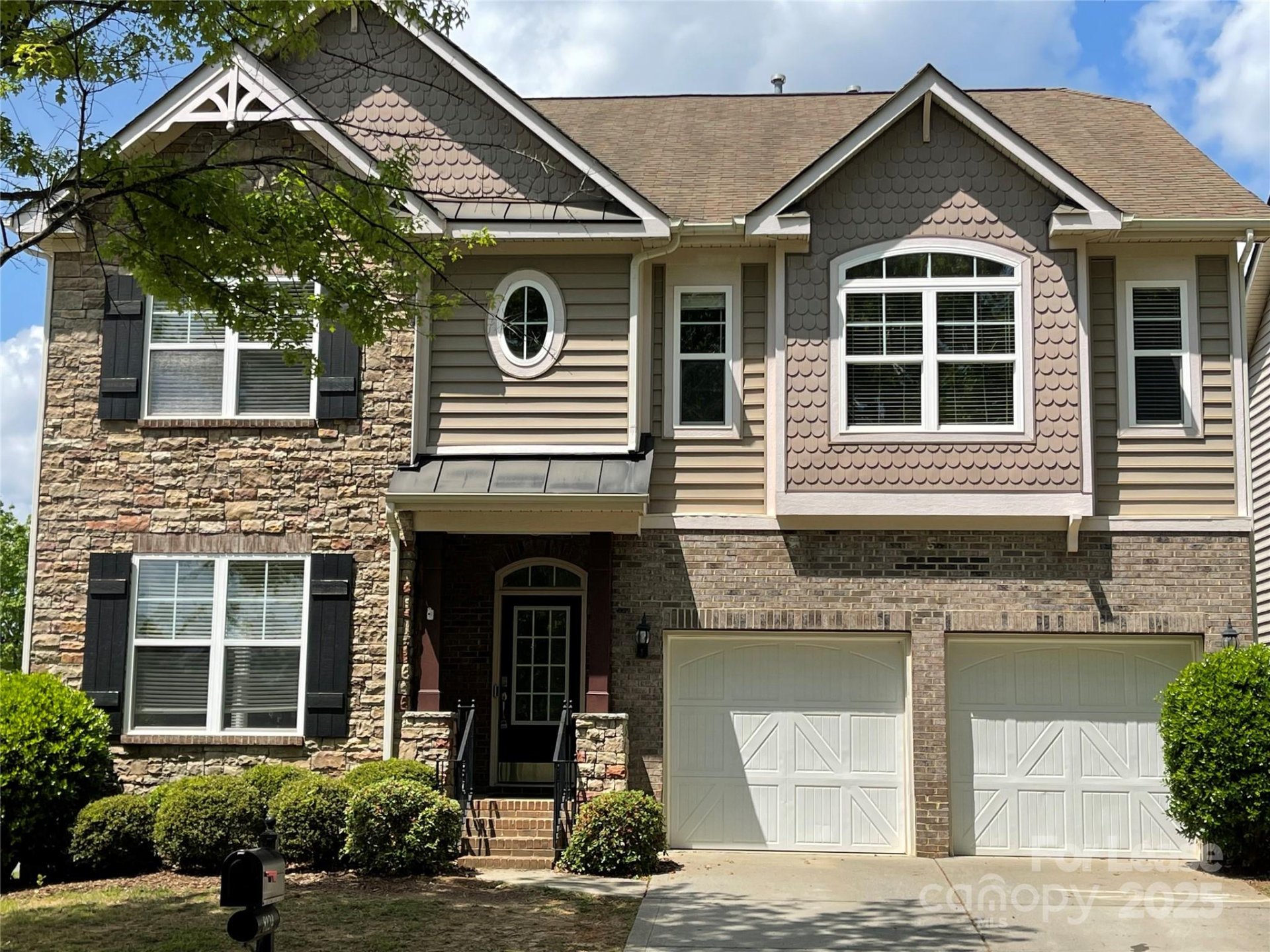 Property image 1 at 8124 Lynwood Square, Waxhaw, NC 28173