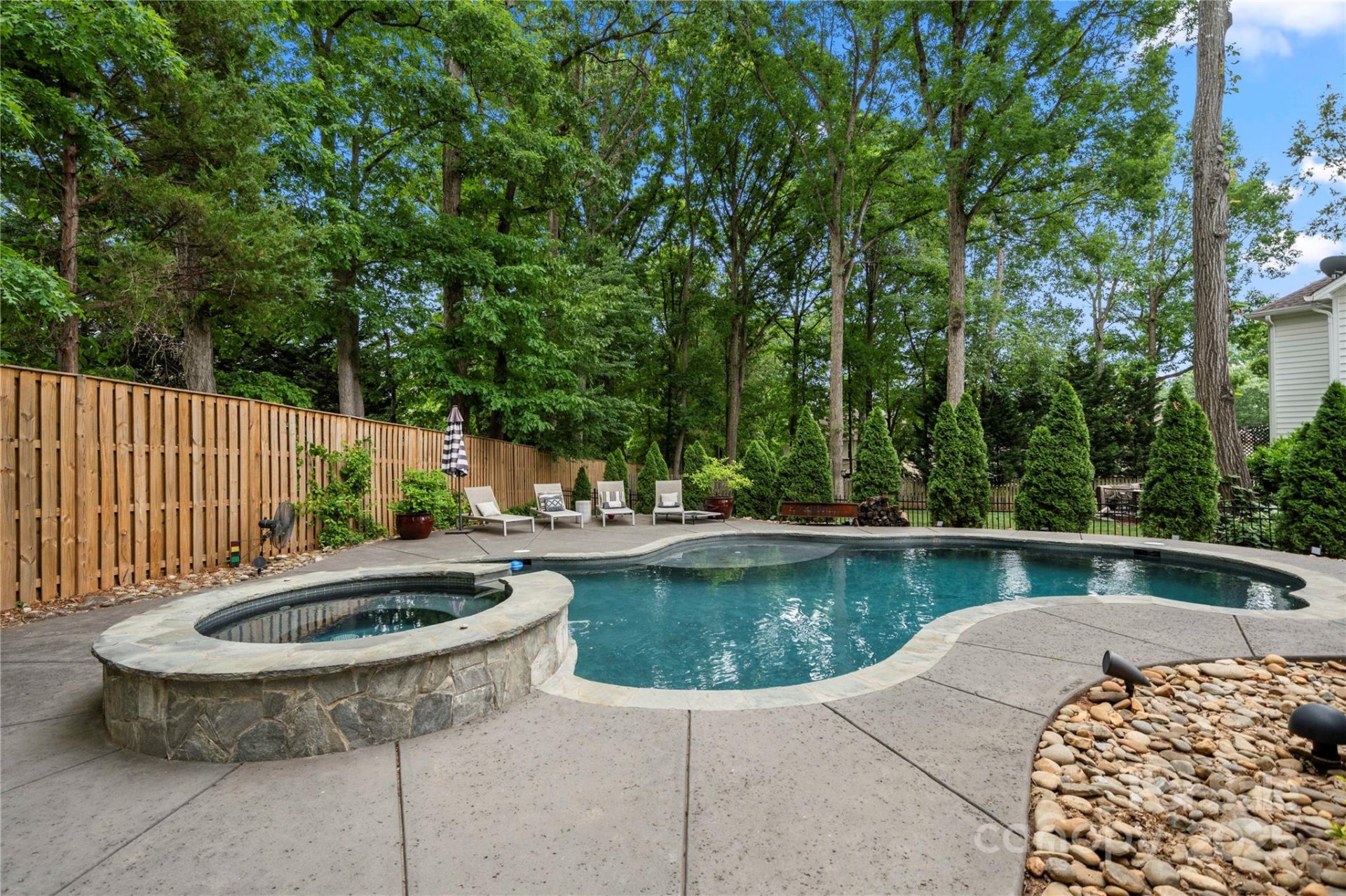 Property image 2 at 19507 Dufour Court, Cornelius, NC 28031