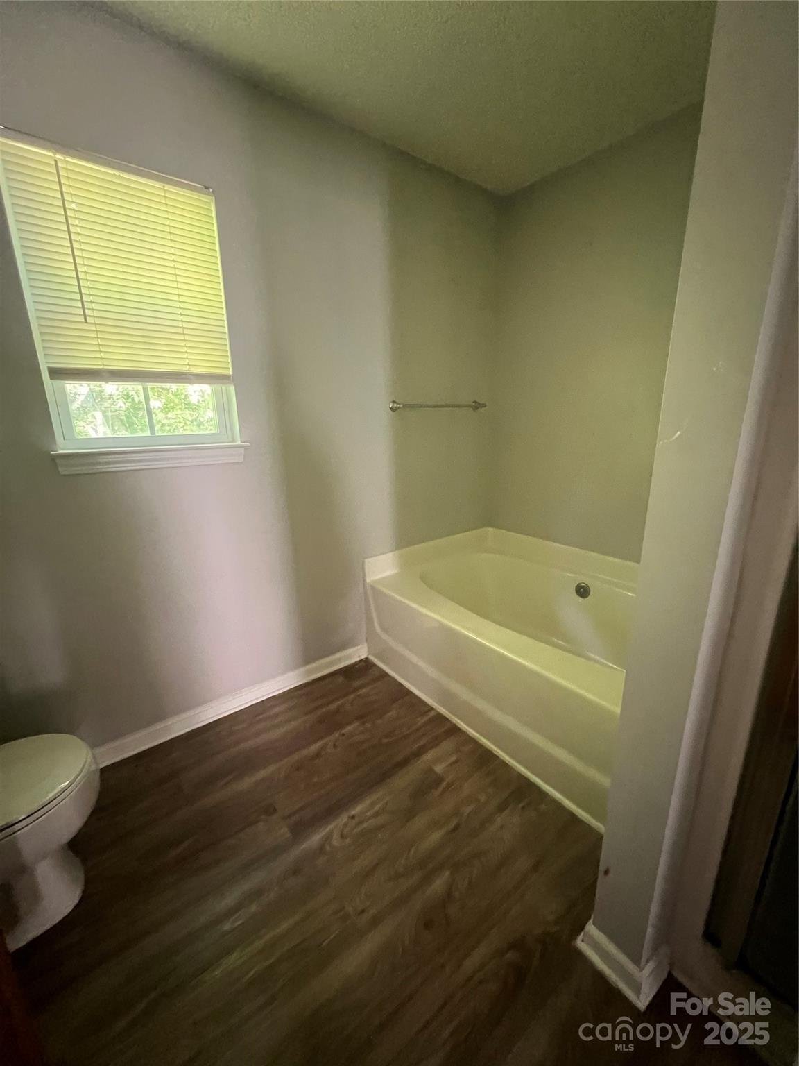 Property image 3 at 716 Coy Court, Charlotte, NC 28216