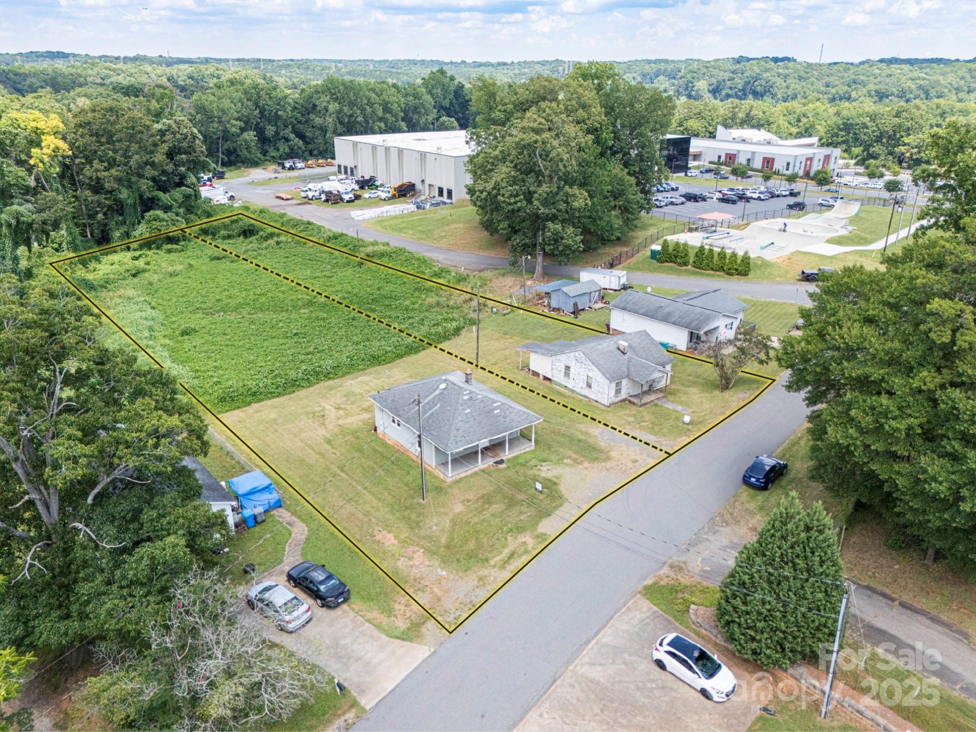 Property image 2 at 204 13th Street, Belmont, NC 28012