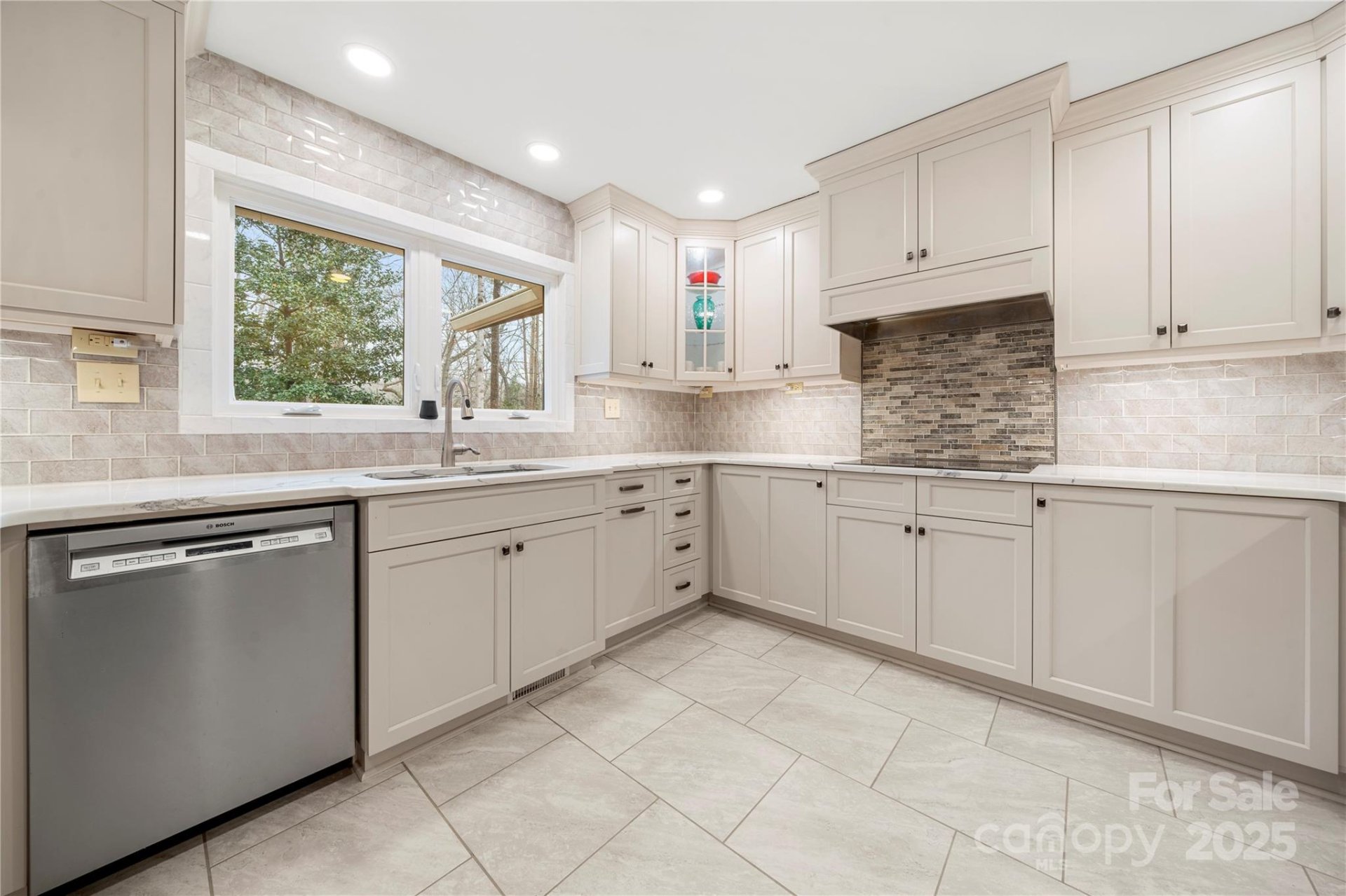 Property image 3 at 64 Timberidge Drive, Lake Wylie, SC 29710