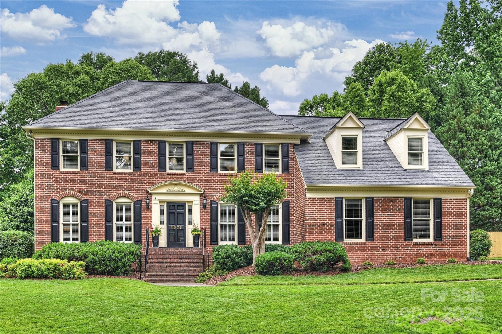 Property image 1 at 5508 Kincross Lane, Charlotte, NC 28277