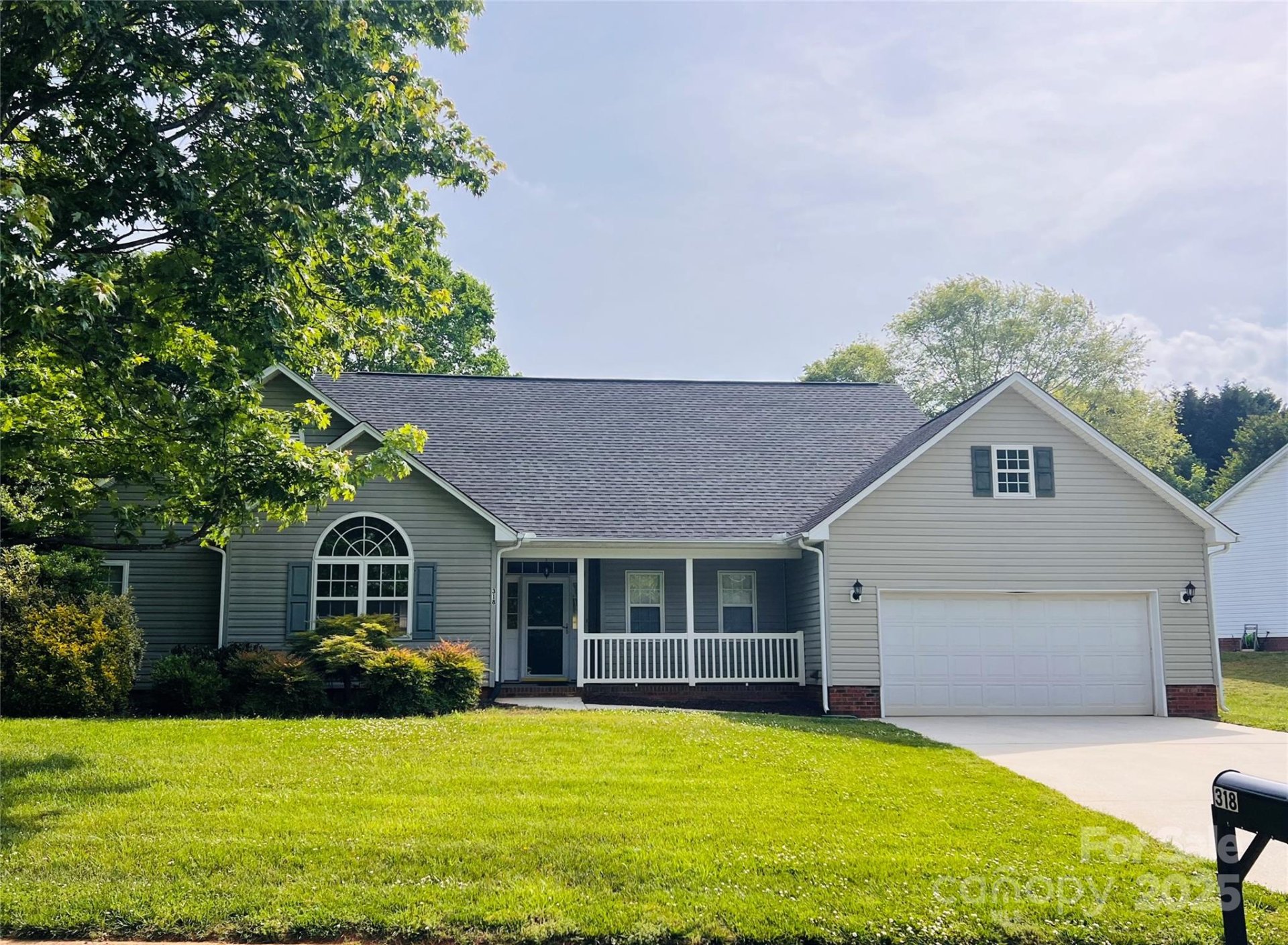 318 Linsbury Court