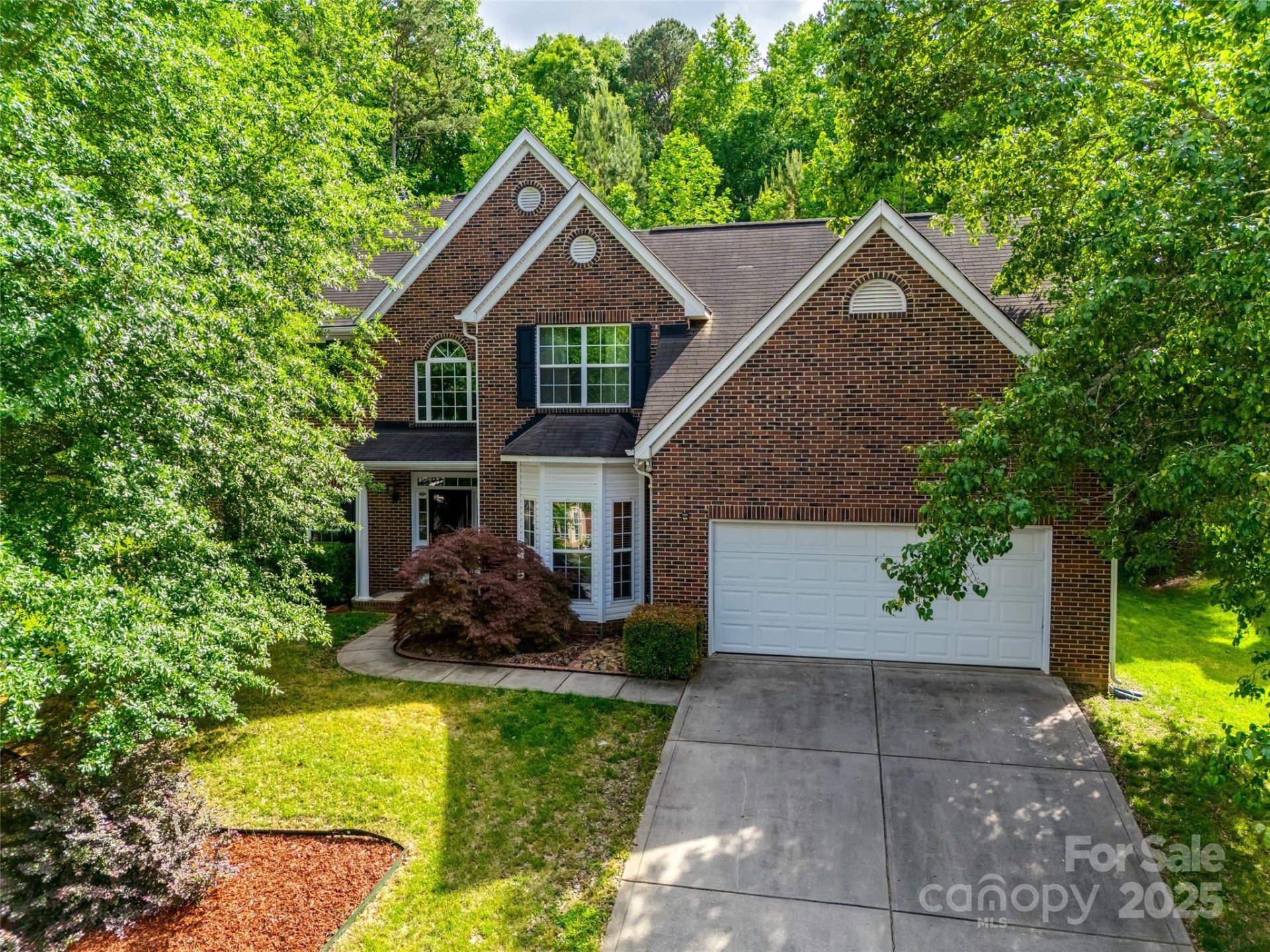 Barkley, Huntersville Community