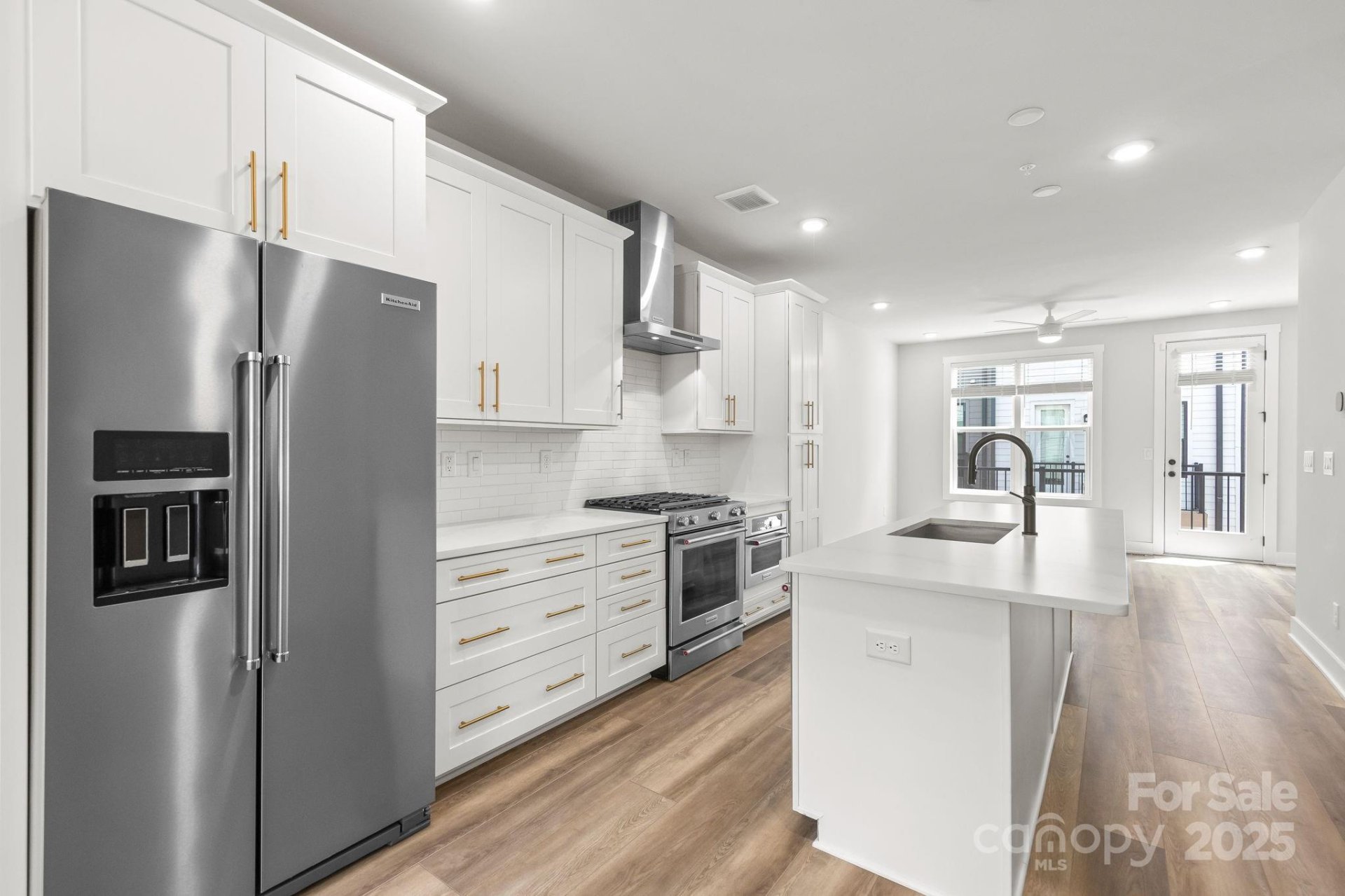 4011 Tundra Road