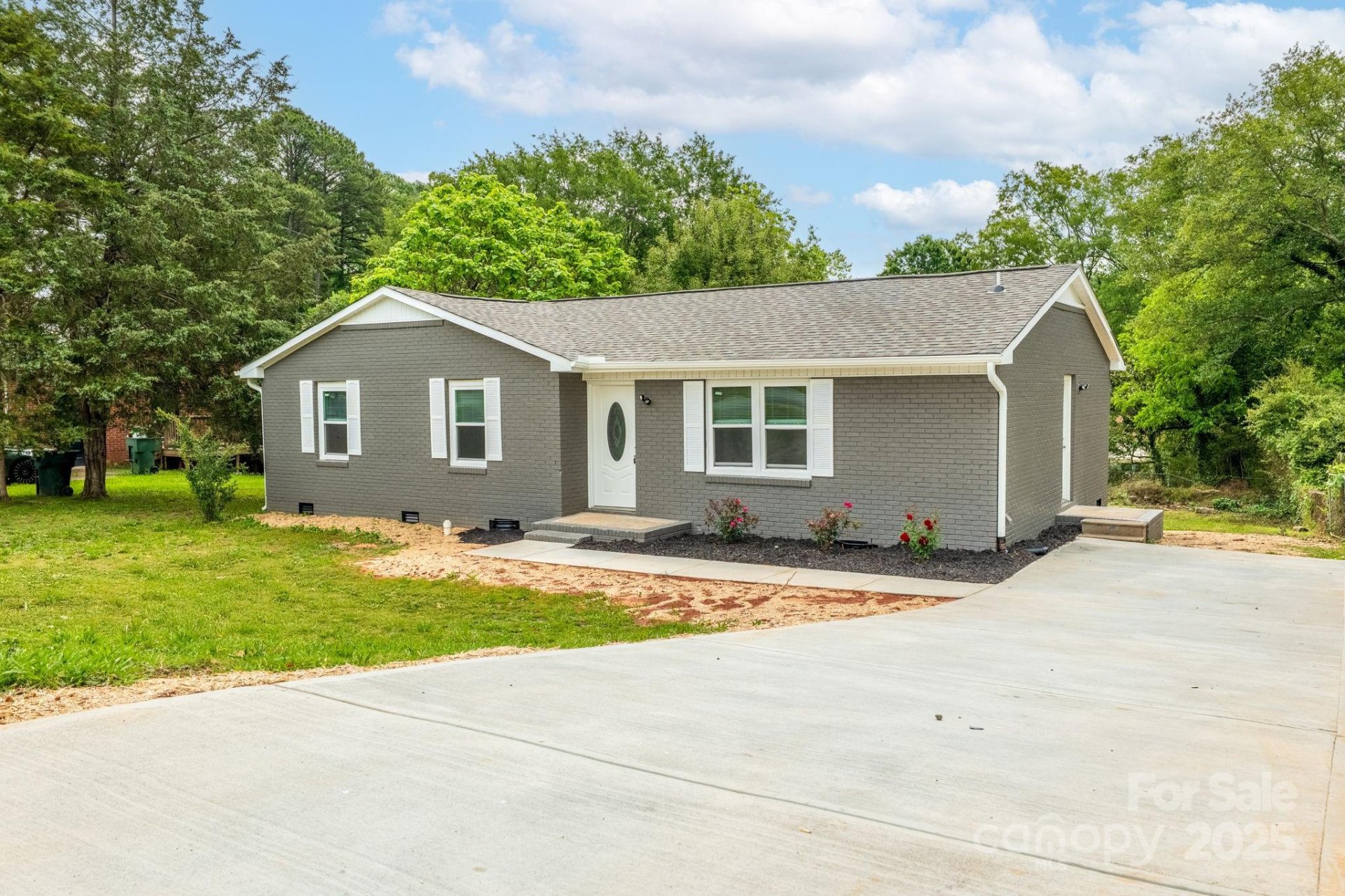 Property image 2 at 2511 Linwood Road, Gastonia, NC 28052