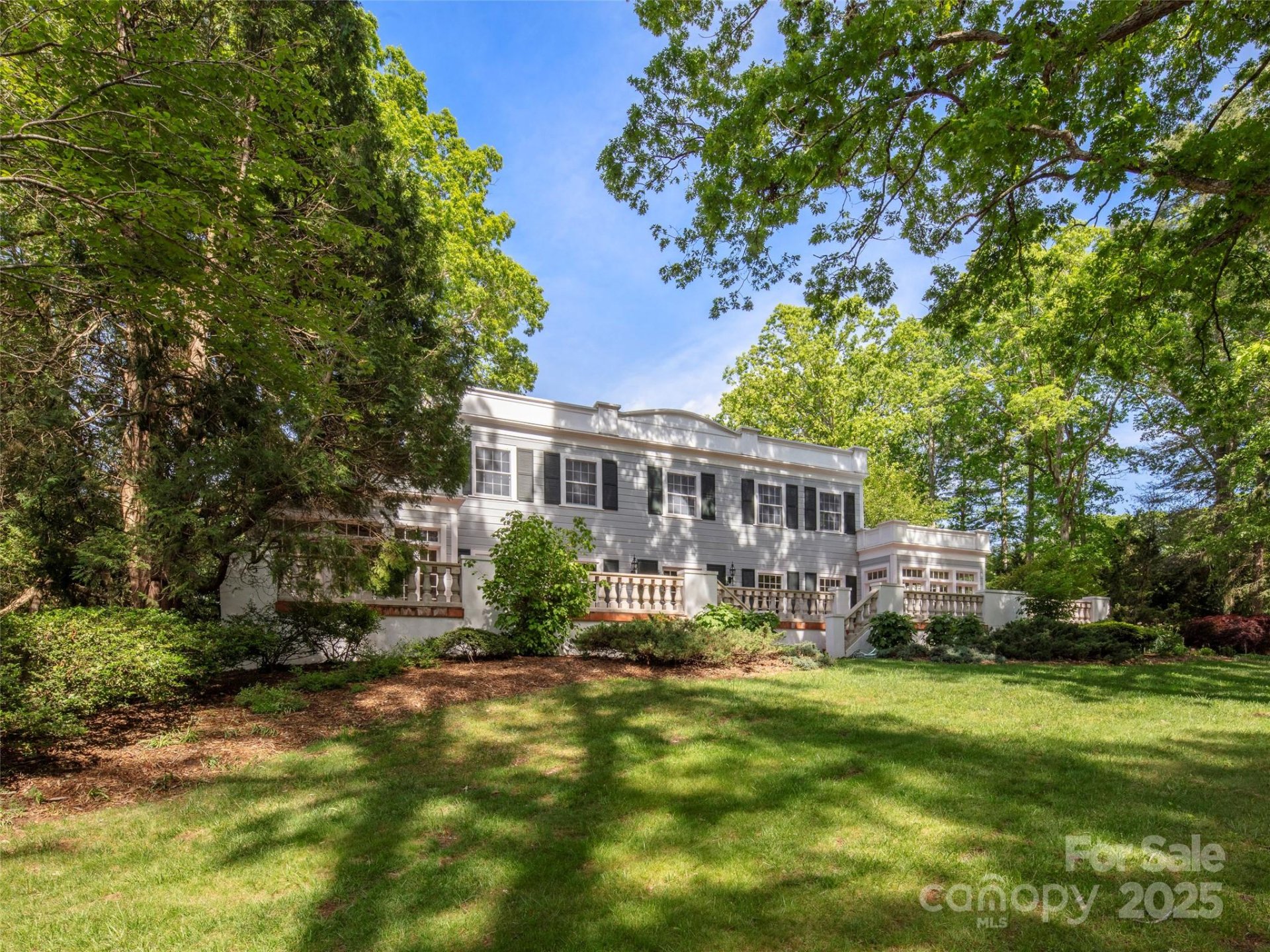 316 Vanderbilt Road