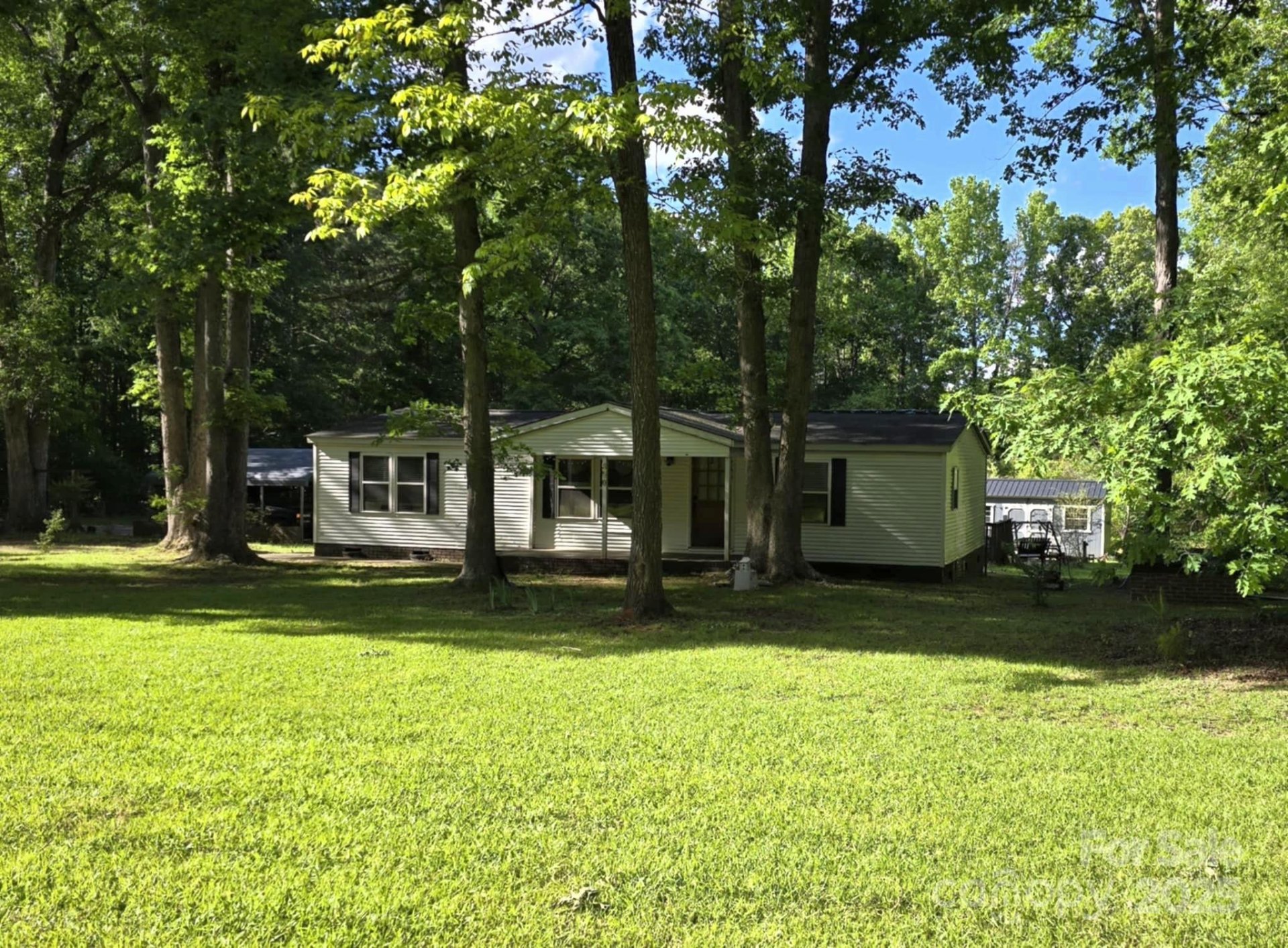 Property image 1 at 850 Meadowbend Drive, York, SC 29745