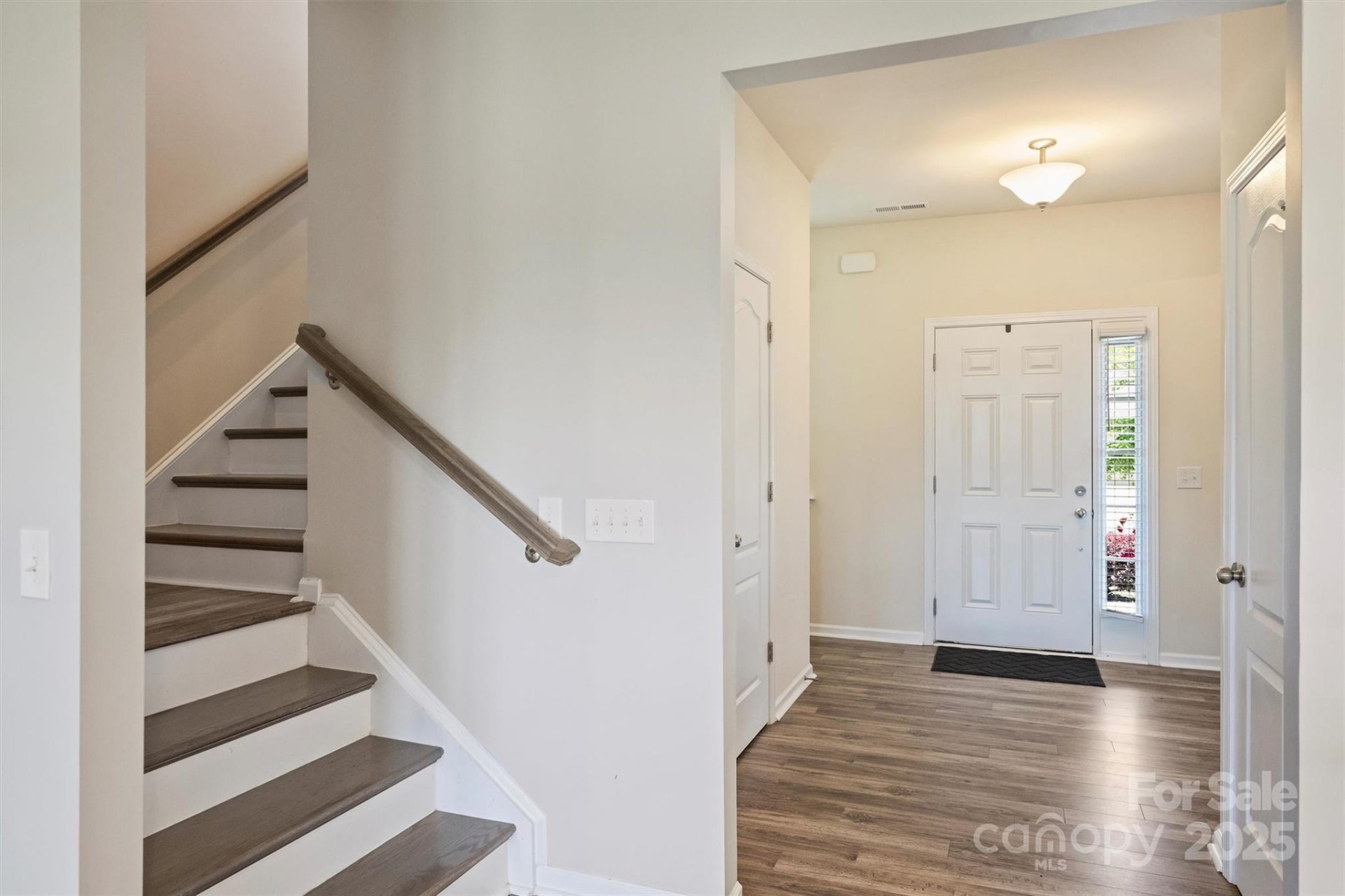 Property image 3 at 11101 Crane Creek Drive, Charlotte, NC 28278