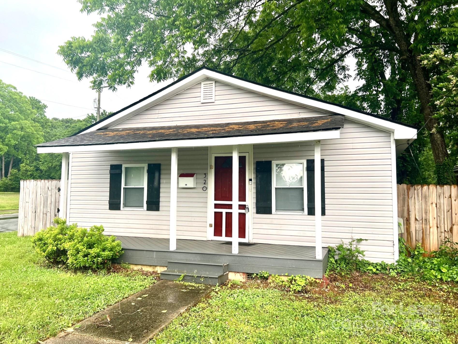 Property image 1 at 320 Skyland Avenue, Charlotte, NC 28205