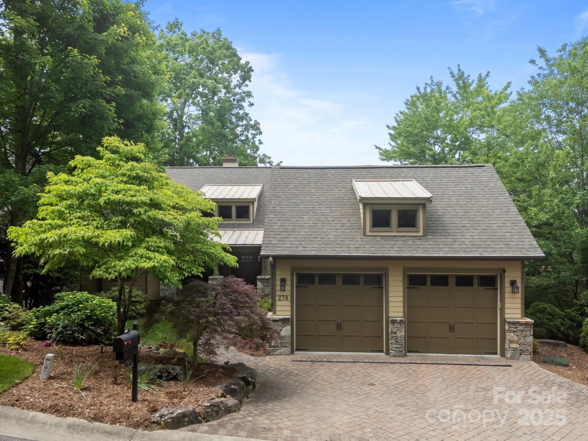 Property image 3 at 278 High Road Overlook, Hendersonville, NC 28739