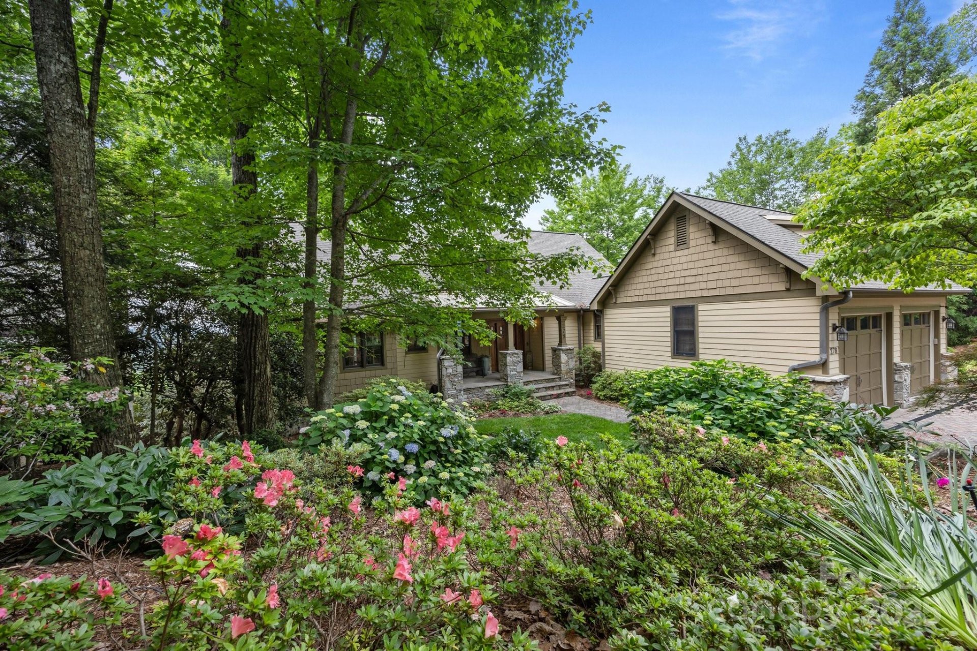 Property image 4 at 278 High Road Overlook, Hendersonville, NC 28739