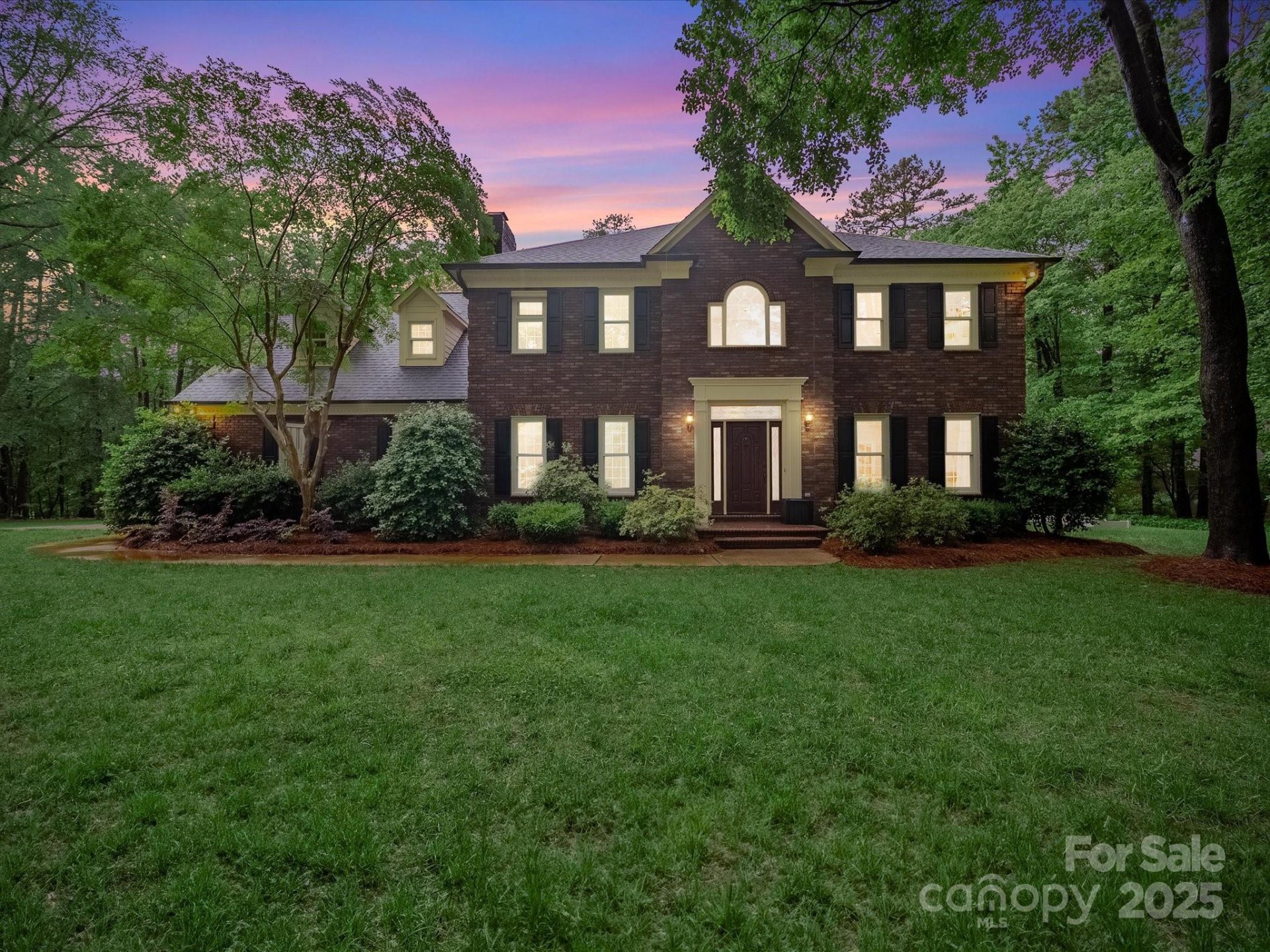 8527 Foxbridge Drive