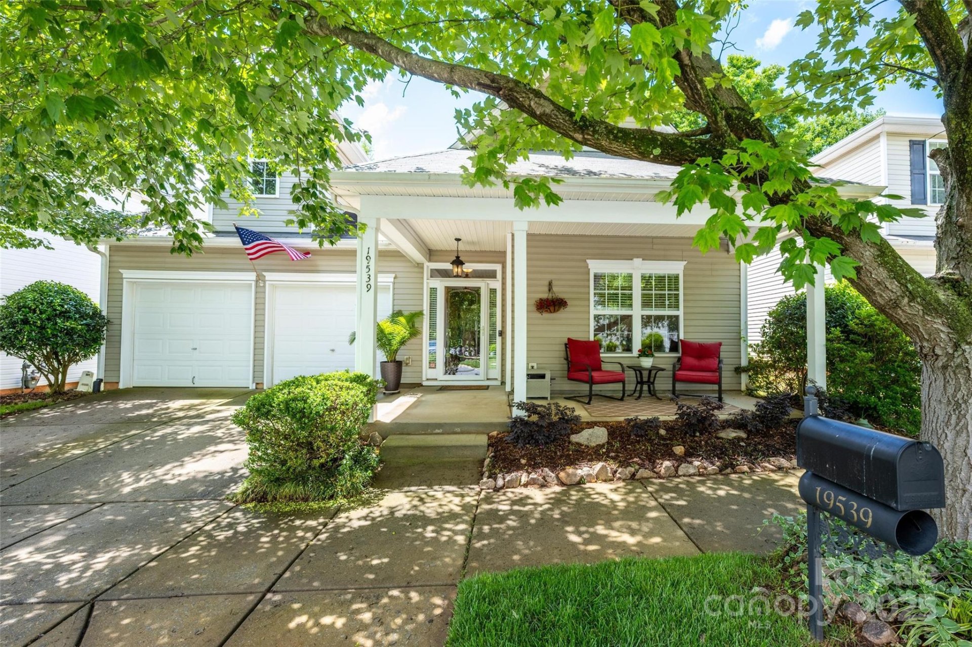 Property image 1 at 19539 Denae Lynn Drive, Cornelius, NC 28031