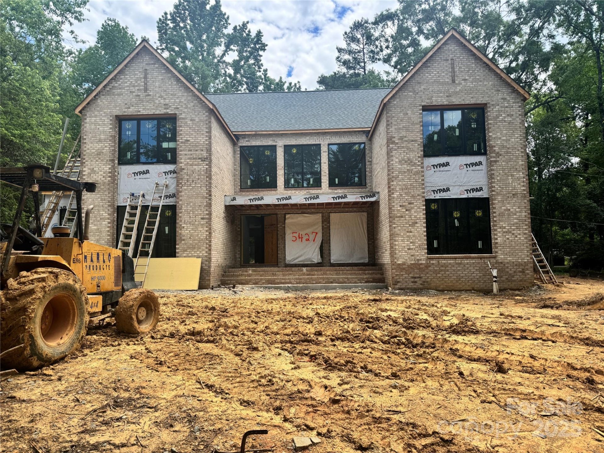 Property image 4 at 5427 Addison Drive, Charlotte, NC 28211