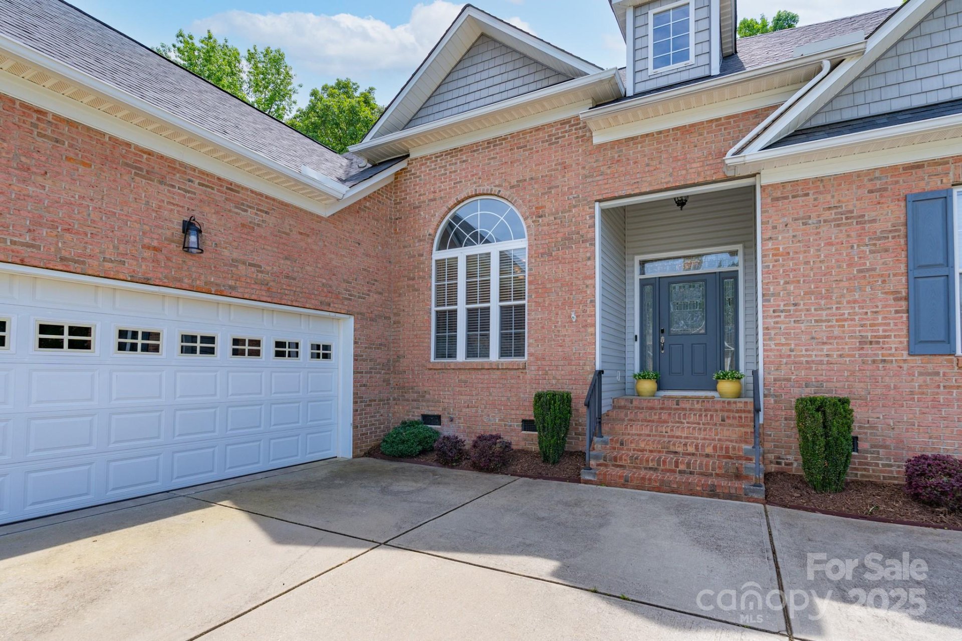 Property image 3 at 1643 Essex Hall Drive, Rock Hill, SC 29730