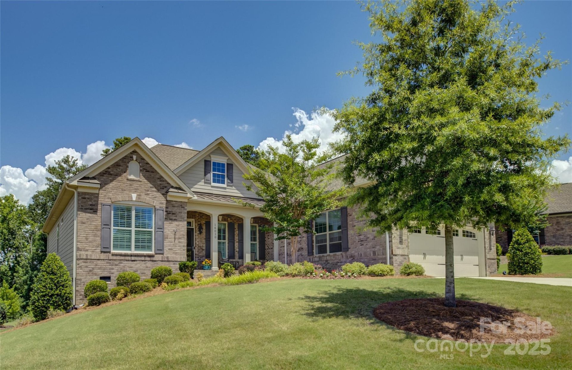 Property image 3 at 16010 Vale Ridge Drive, Charlotte, NC 28278