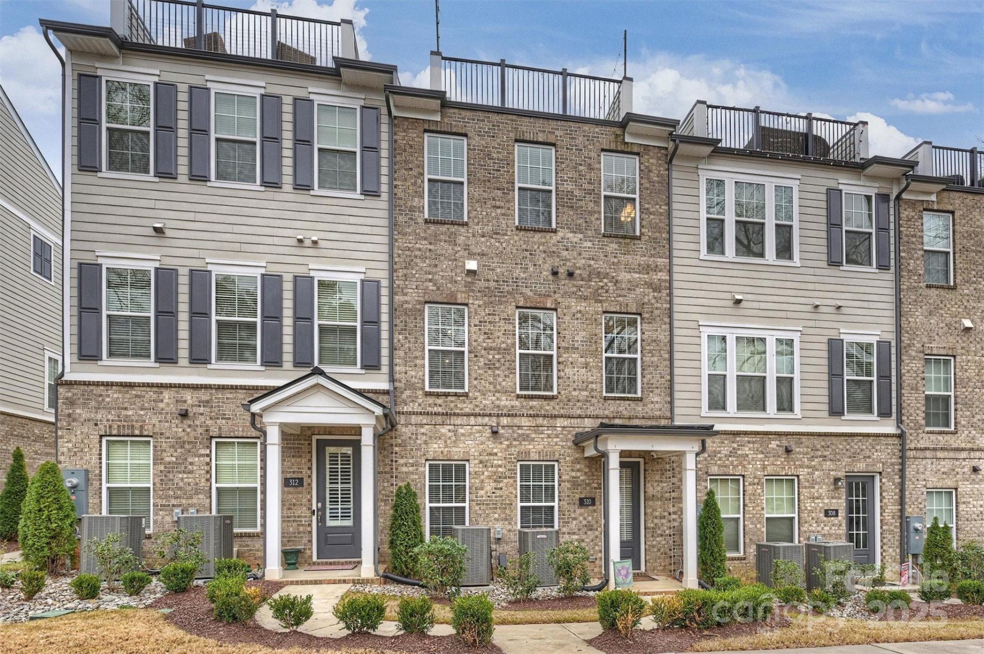 Property image 1 at 310 N Dotger Avenue, Charlotte, NC 28204