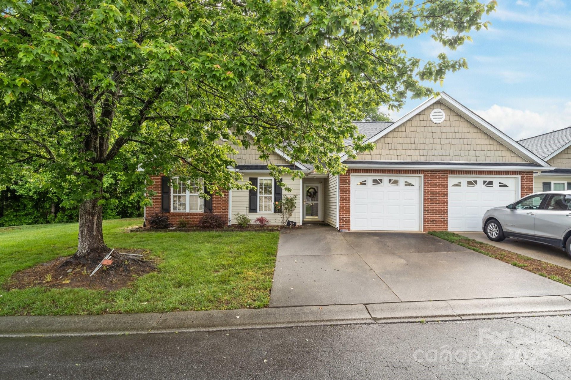 Property image 2 at 112 Dujon Court, Mount Holly, NC 28120