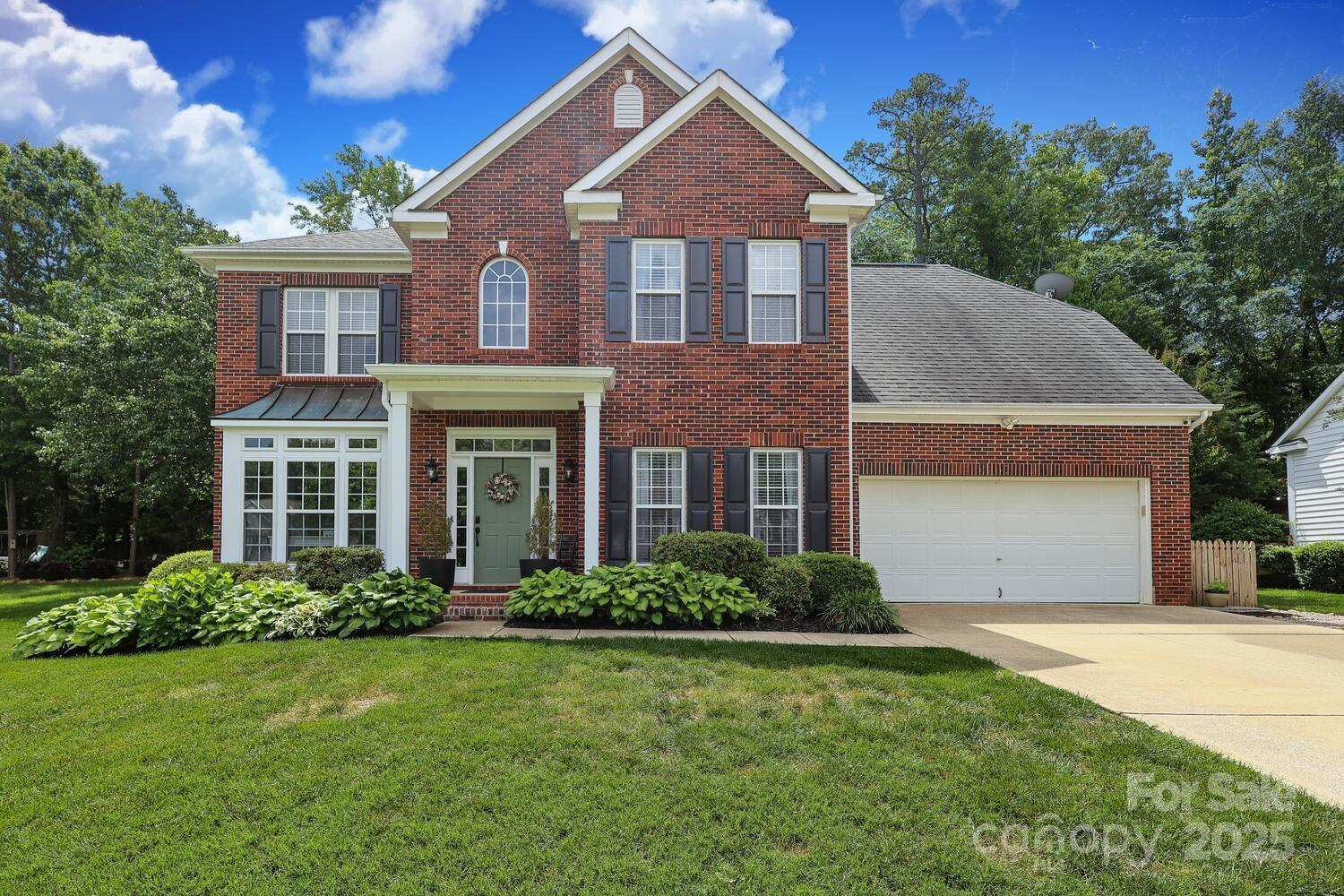 916 Cadogan Court