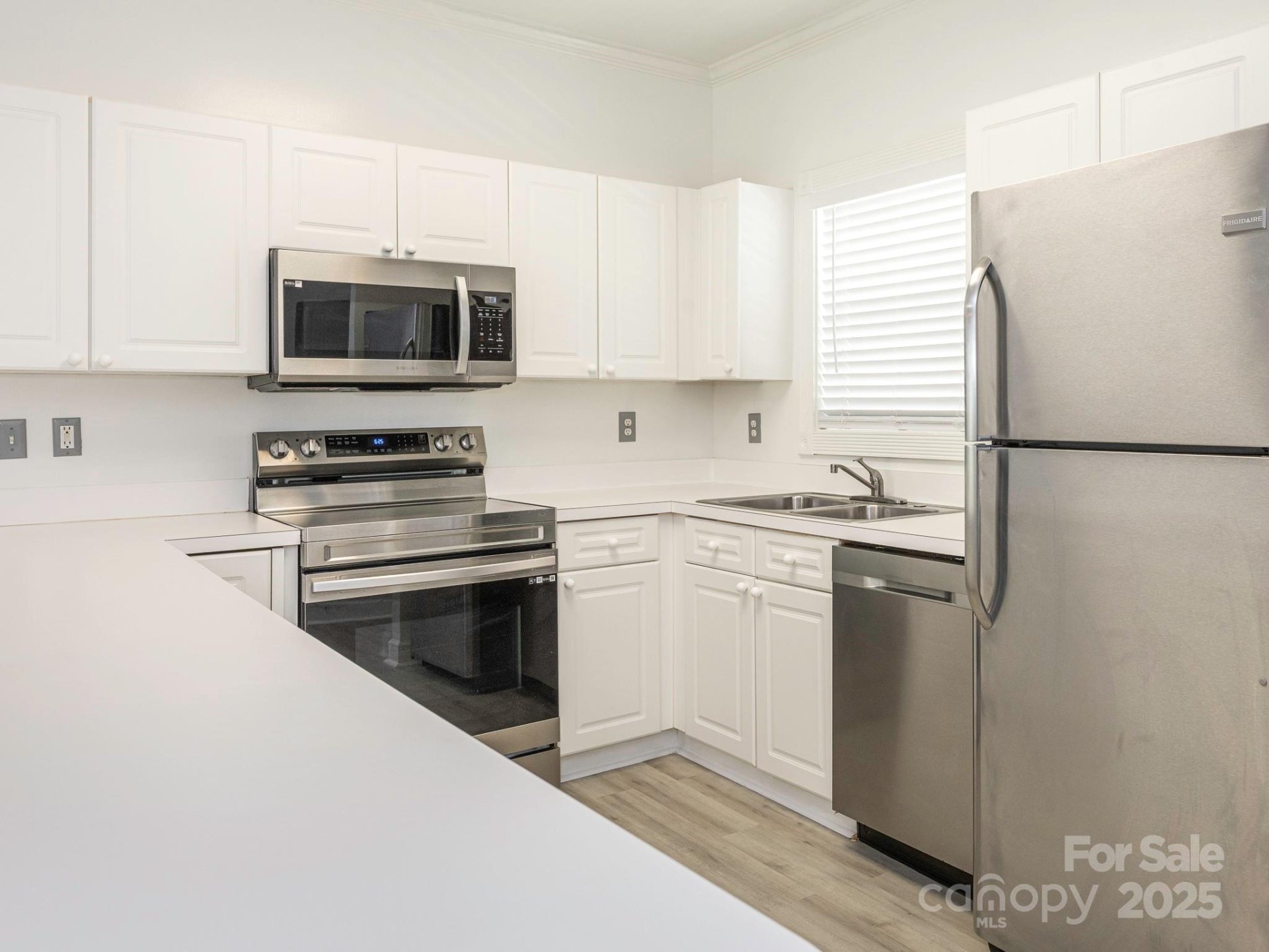 Property image 1 at 8747 Coralbell Lane, Charlotte, NC 28213