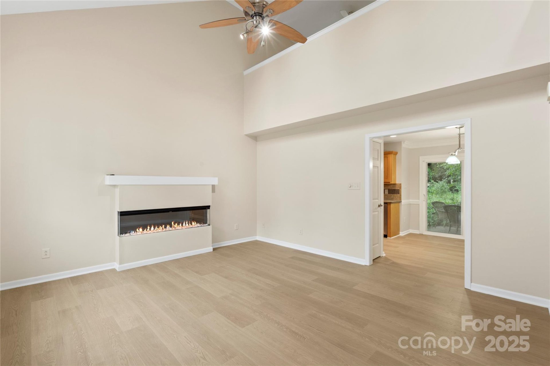 Property image 4 at 8302 Holbrook Square Court, Charlotte, NC 28216
