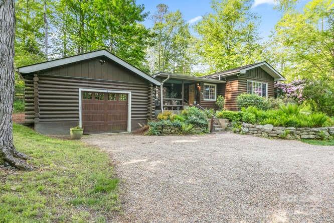 Property image 4 at 20 Deva Glen, Asheville, NC 28804