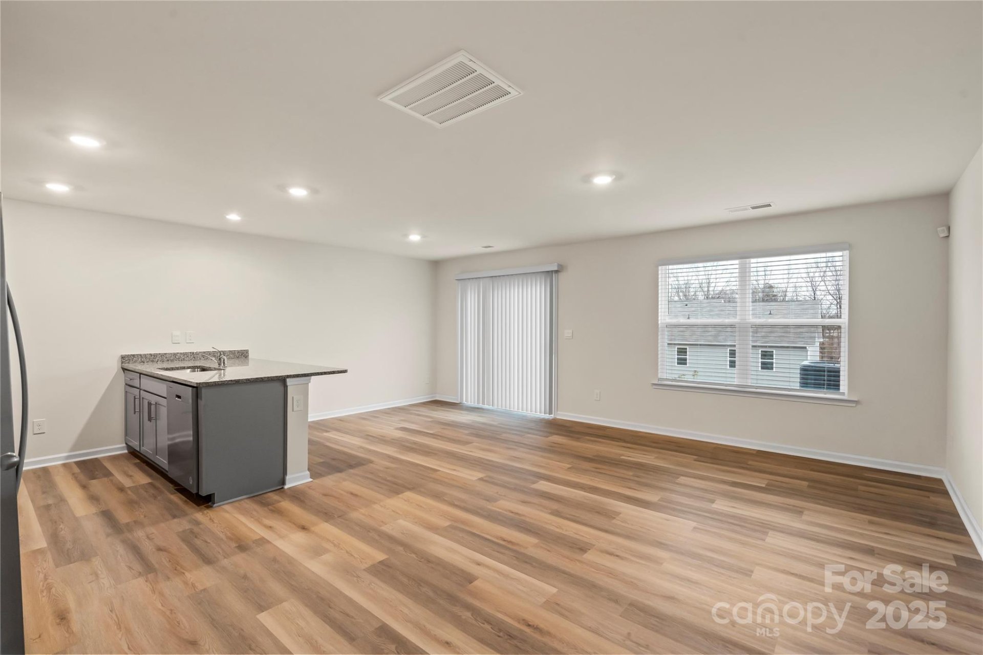 Property image 3 at 4116 Lurelin Lane, Charlotte, NC 28262