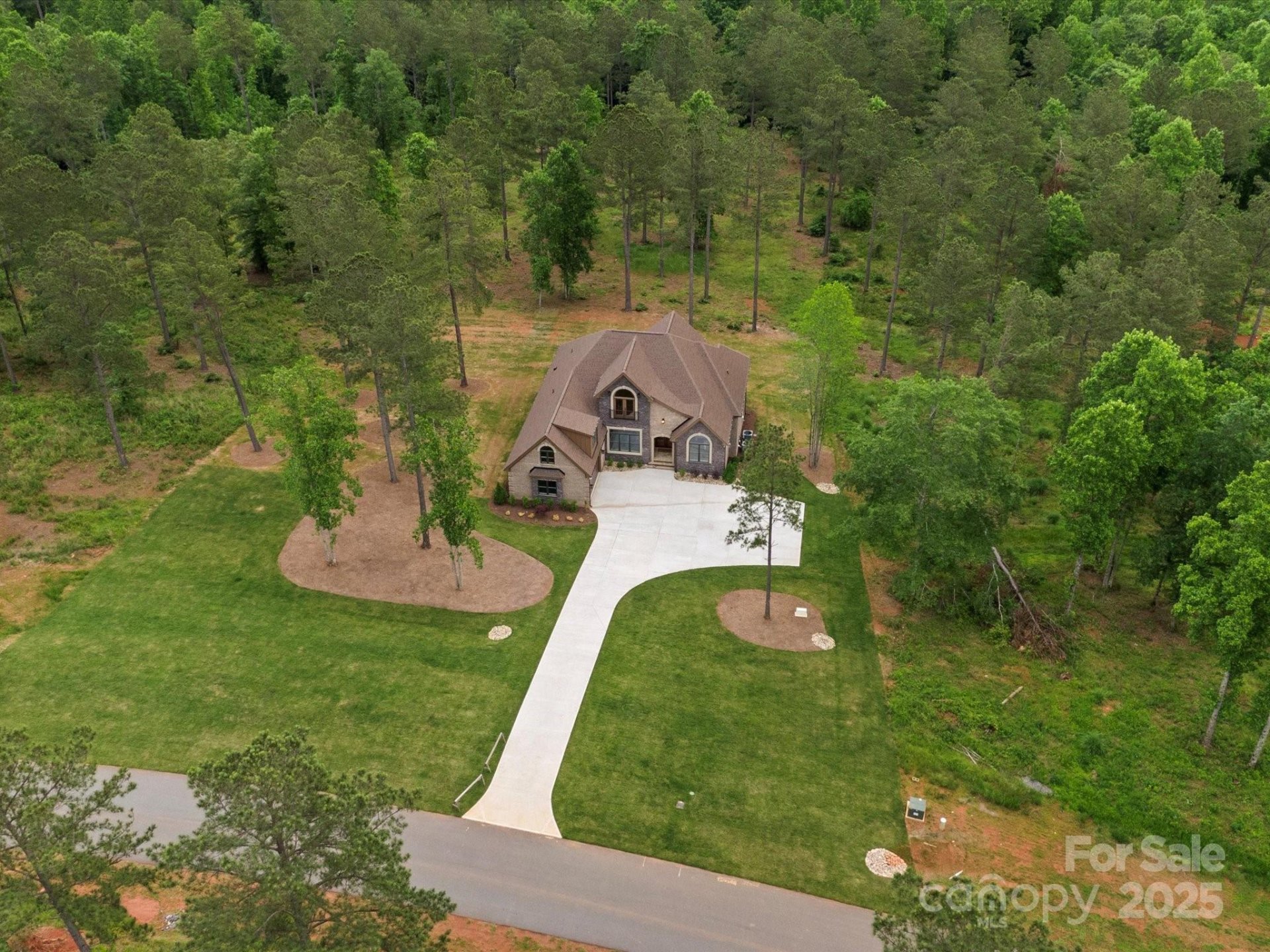 Property image 2 at 2024 Jumping Run, Connelly Springs, NC 28612