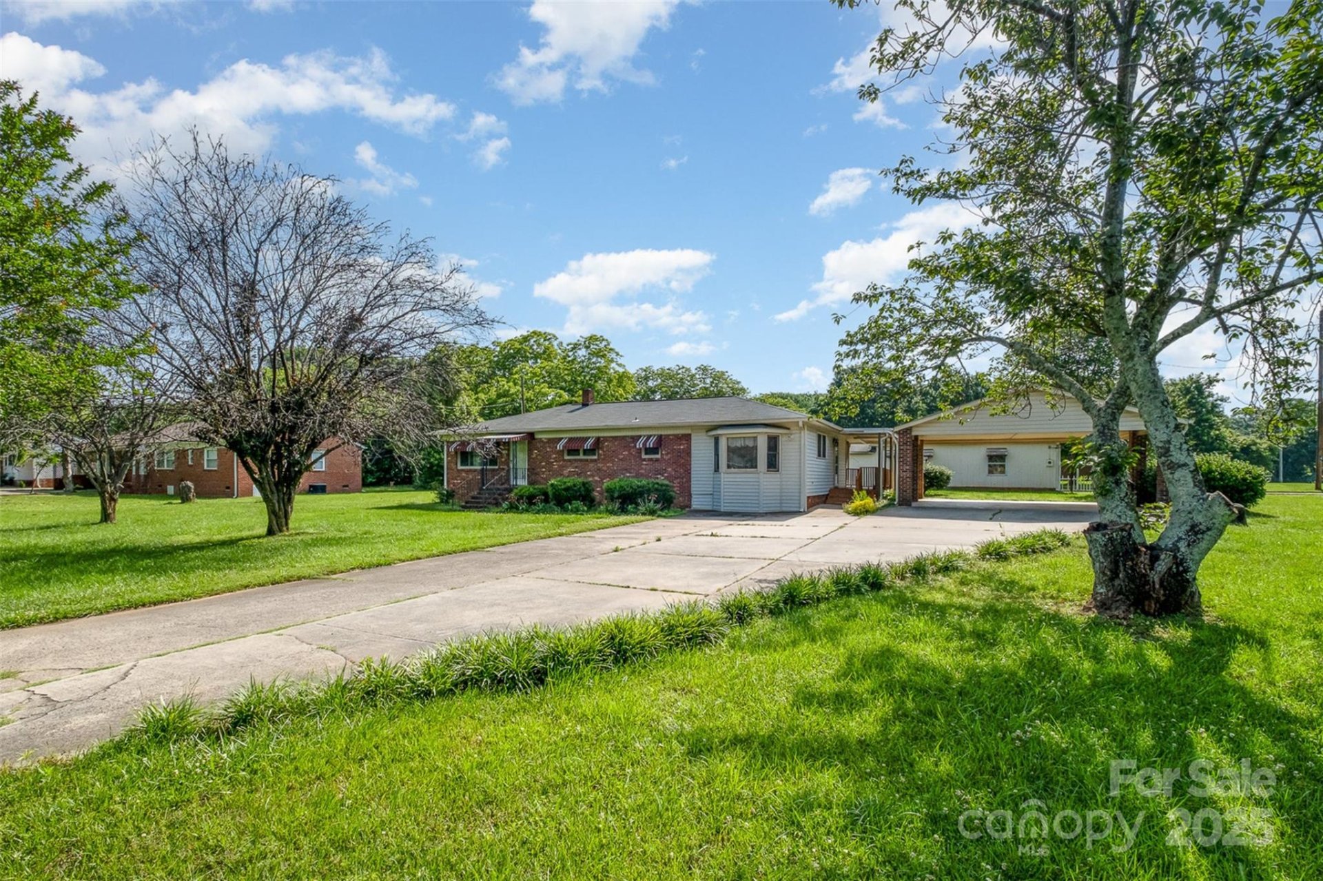 319 Glenhaven Drive
