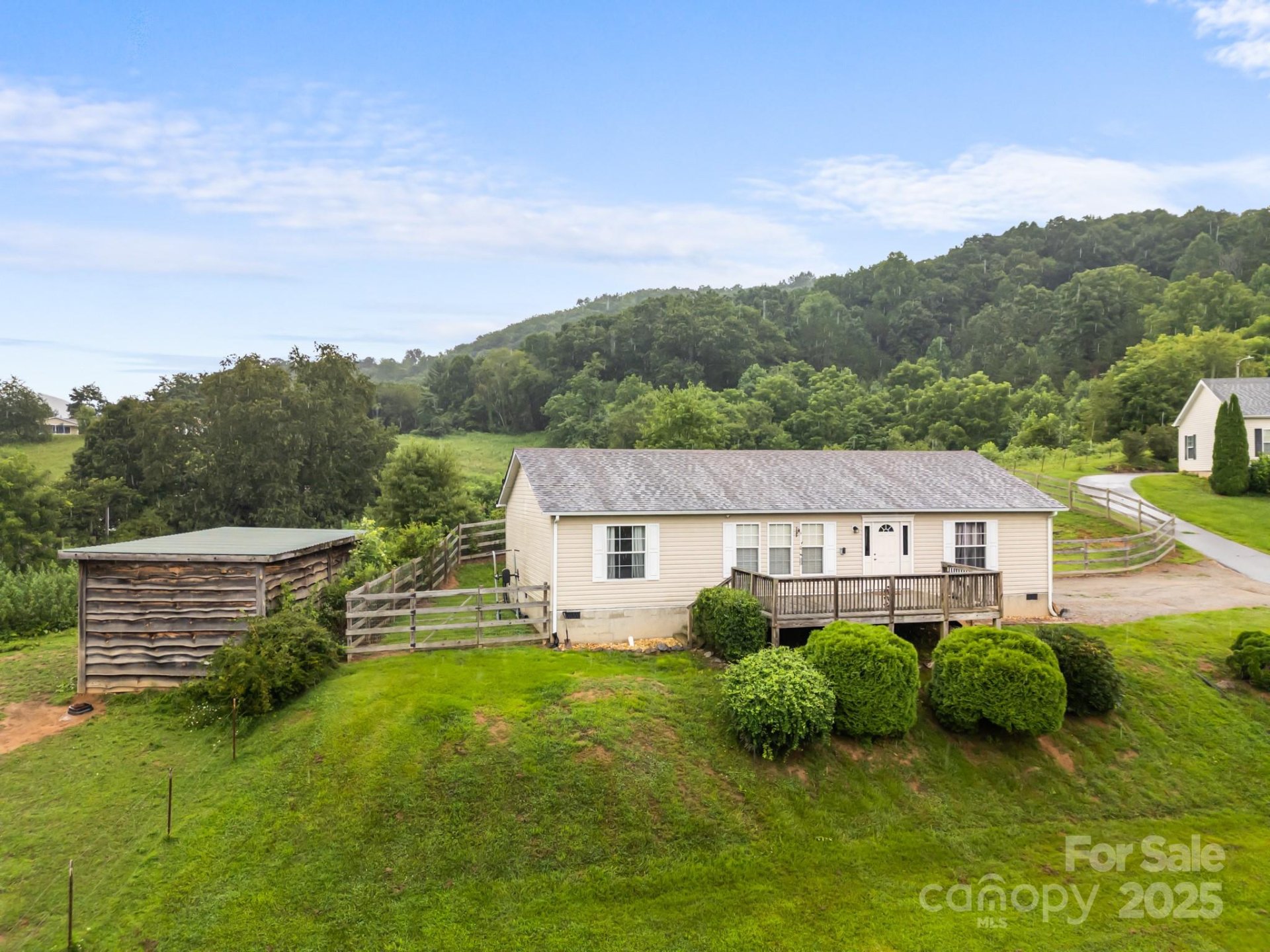 Property image 3 at 49 Perseverance Drive, Canton, NC 28716